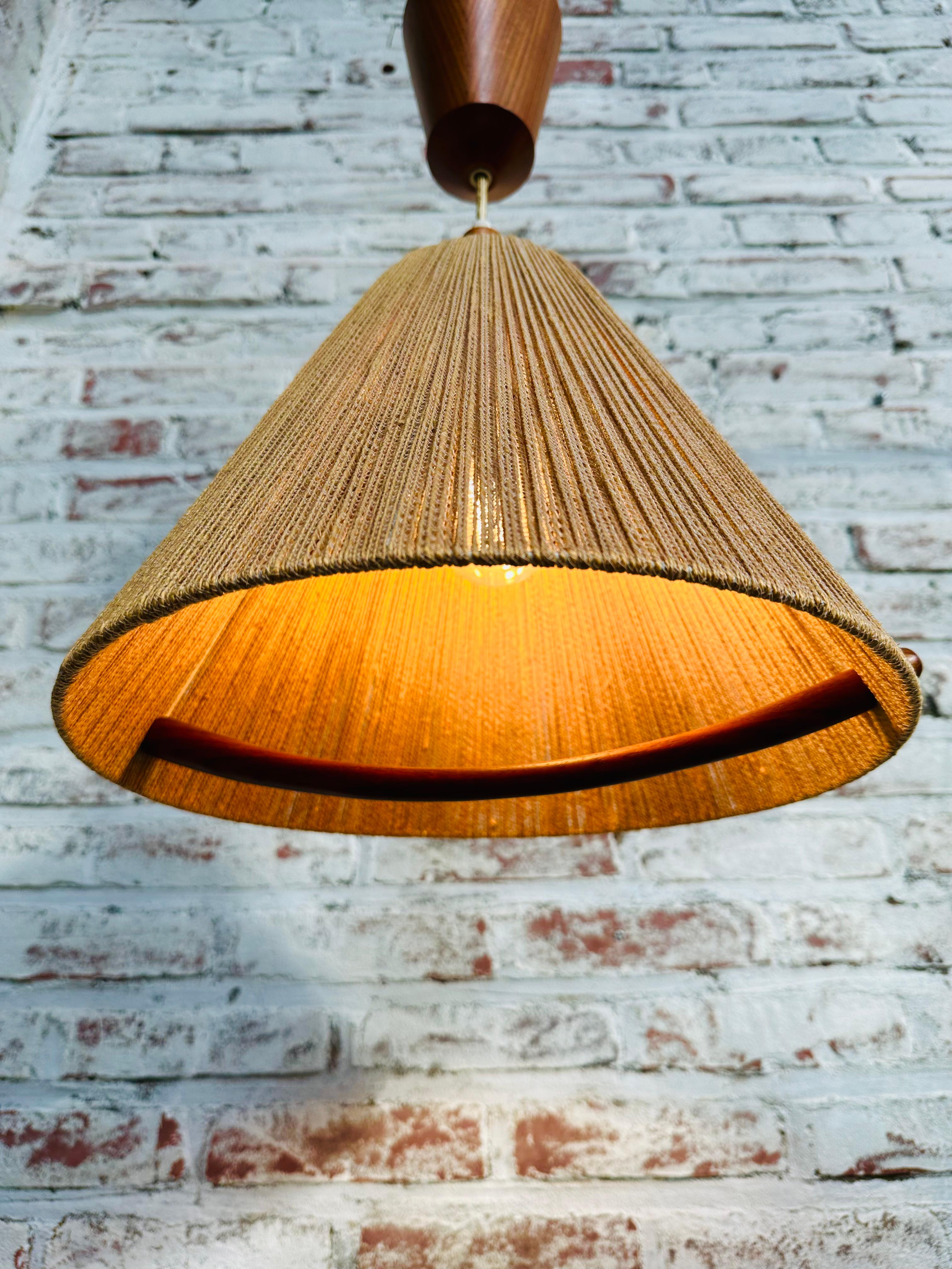 Vintage Swiss Extensible Hanging Lamp by Temde Leuchten type 342, 1970s. For Sale 2