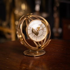 Compendio de escritorio giratorio suizo vintage dorado, reloj de hora mundial, 1960