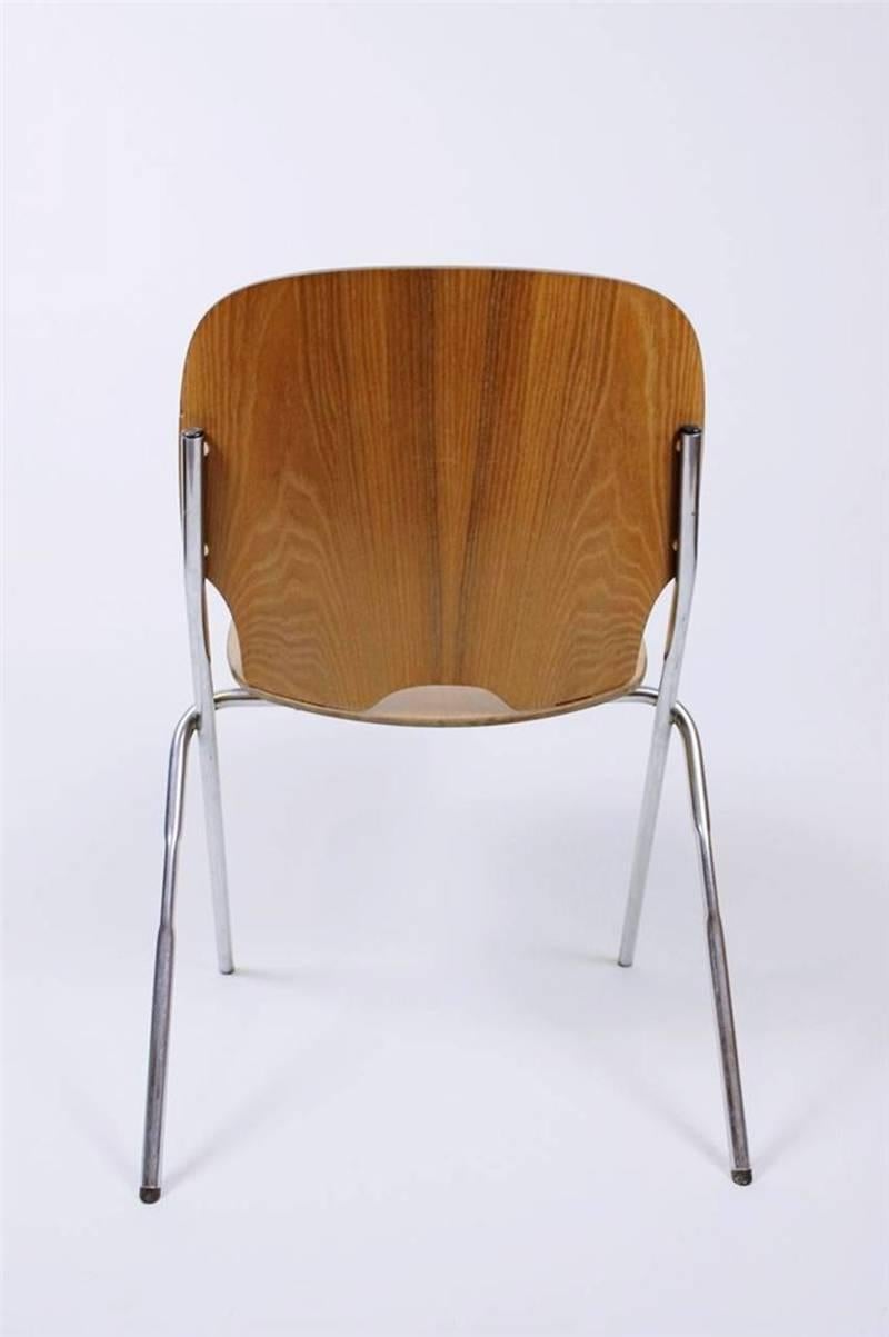 Vintage Industrial Plywood Stacking Chair by Embru Switzerland 1960's In Good Condition In Debrecen-Pallag, HU