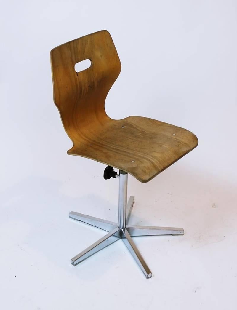 VINTAGE 1960' SWISS MADE  HEIGHT ADJUSTABLE  SCHOOL CHAIR BY EMBRU 