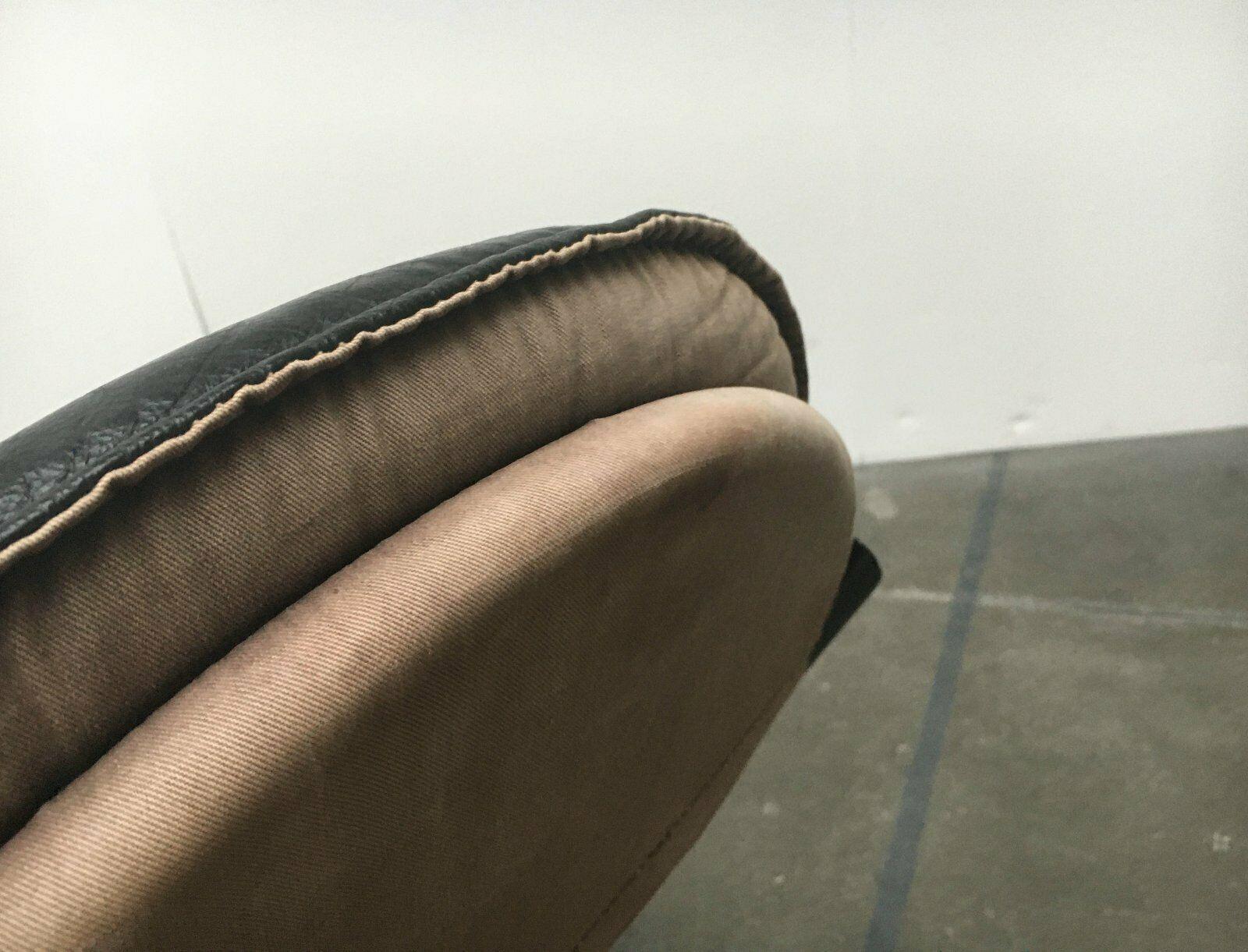 Fauteuil à bascule Nonna vintage suisse par Paul Tuttle pour Strässle, 1970 en vente 7