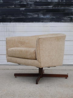 Vintage Swivel and Tilt Lounge by Milo Baughman for Thayer Coggin