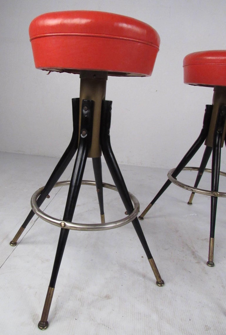 Vintage Swivel Bar Stools Midcentury Style at 1stdibs