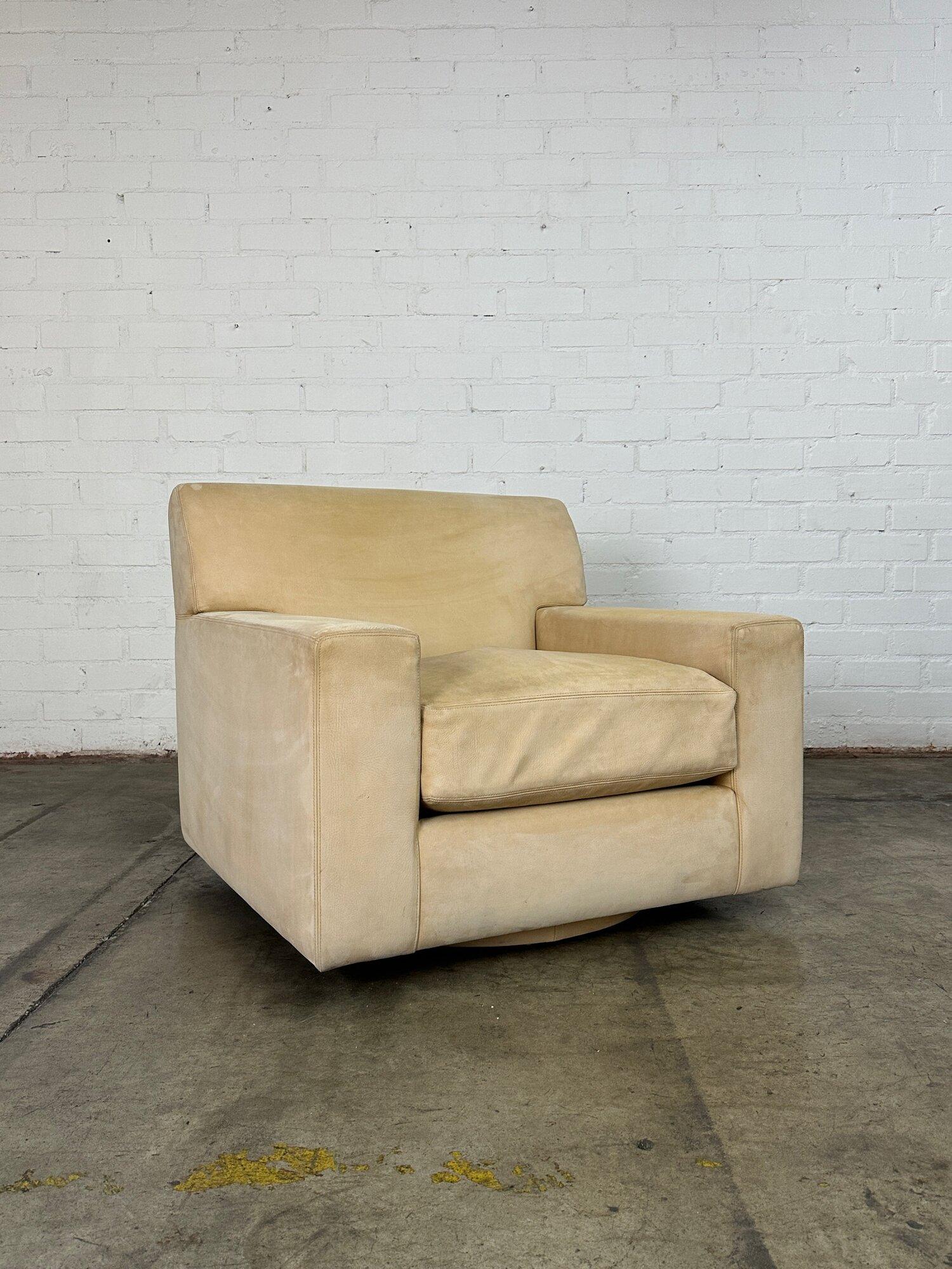 Modern Vintage Swivel chair by Holly Hunt For Sale