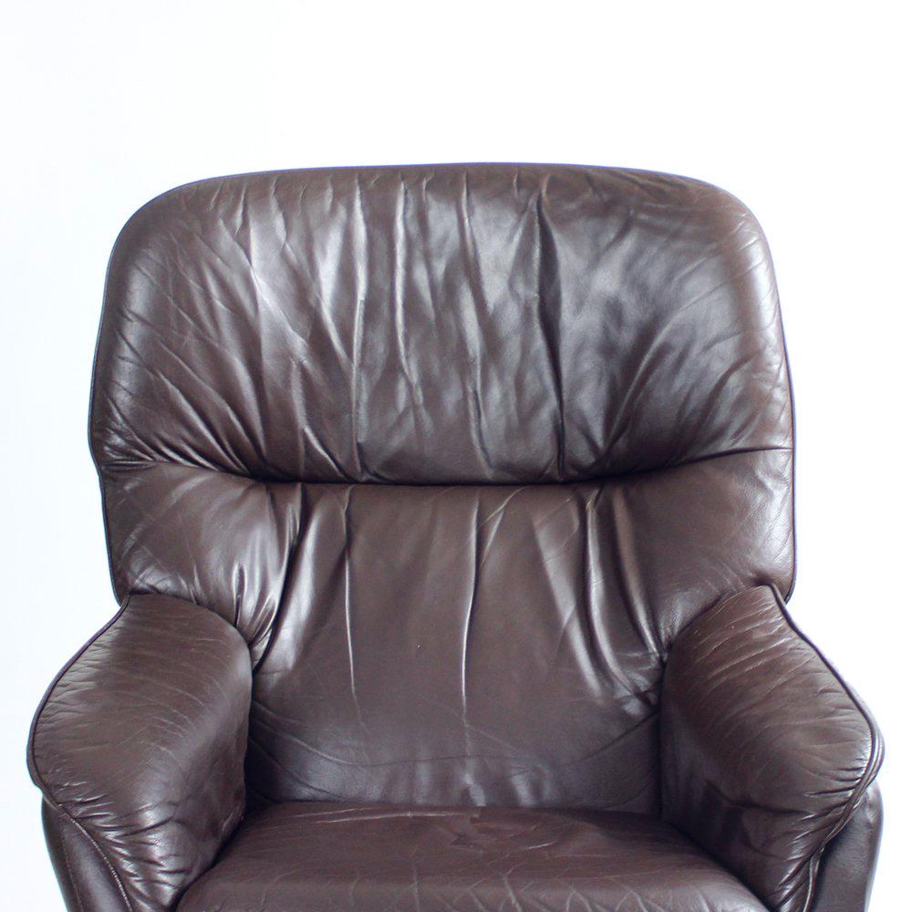 Vintage Swivel Chair in Brown Leather, Finland, 1960s 2