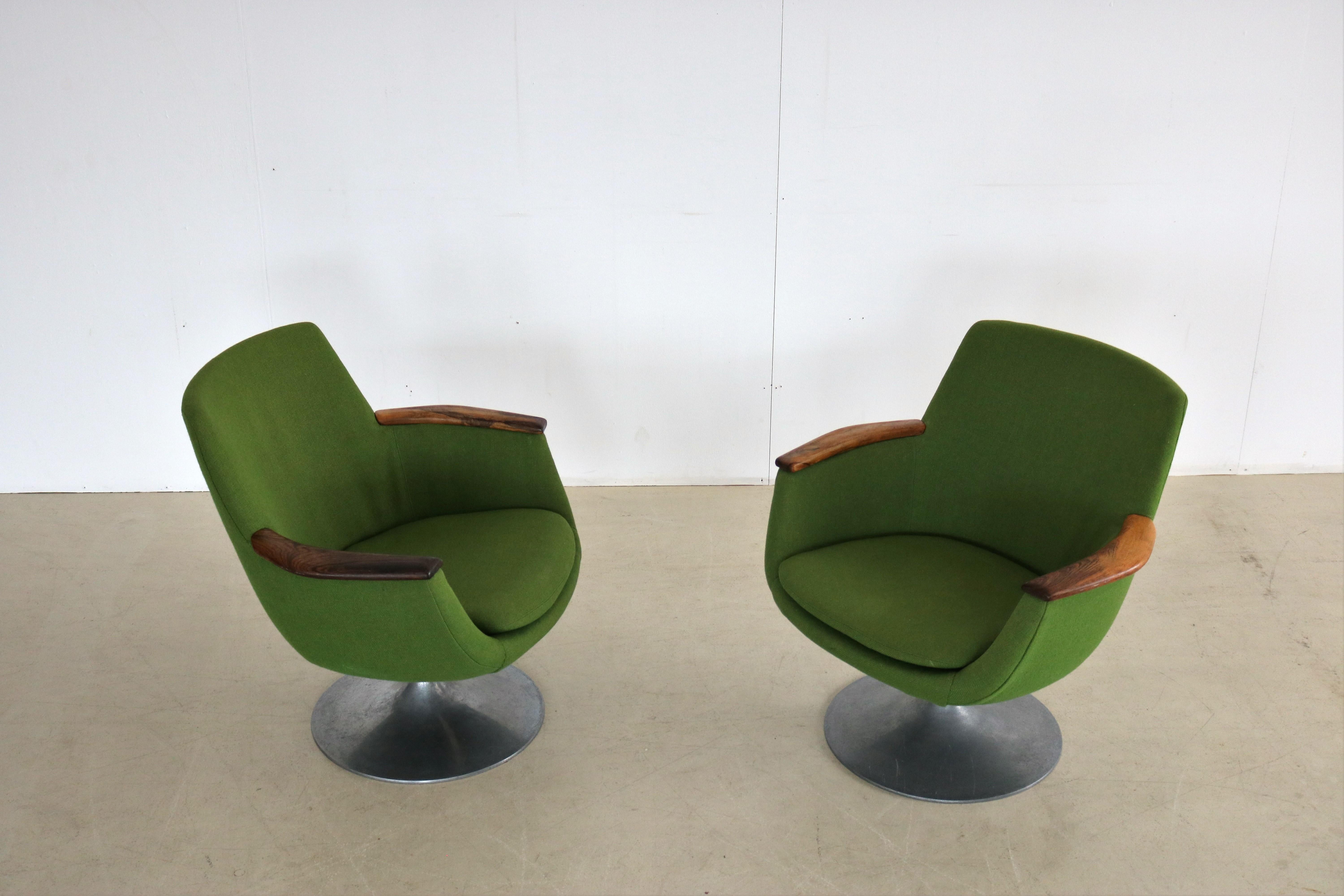 Vintage Swivel Chairs Armchairs Hong Stole Fabrik 2