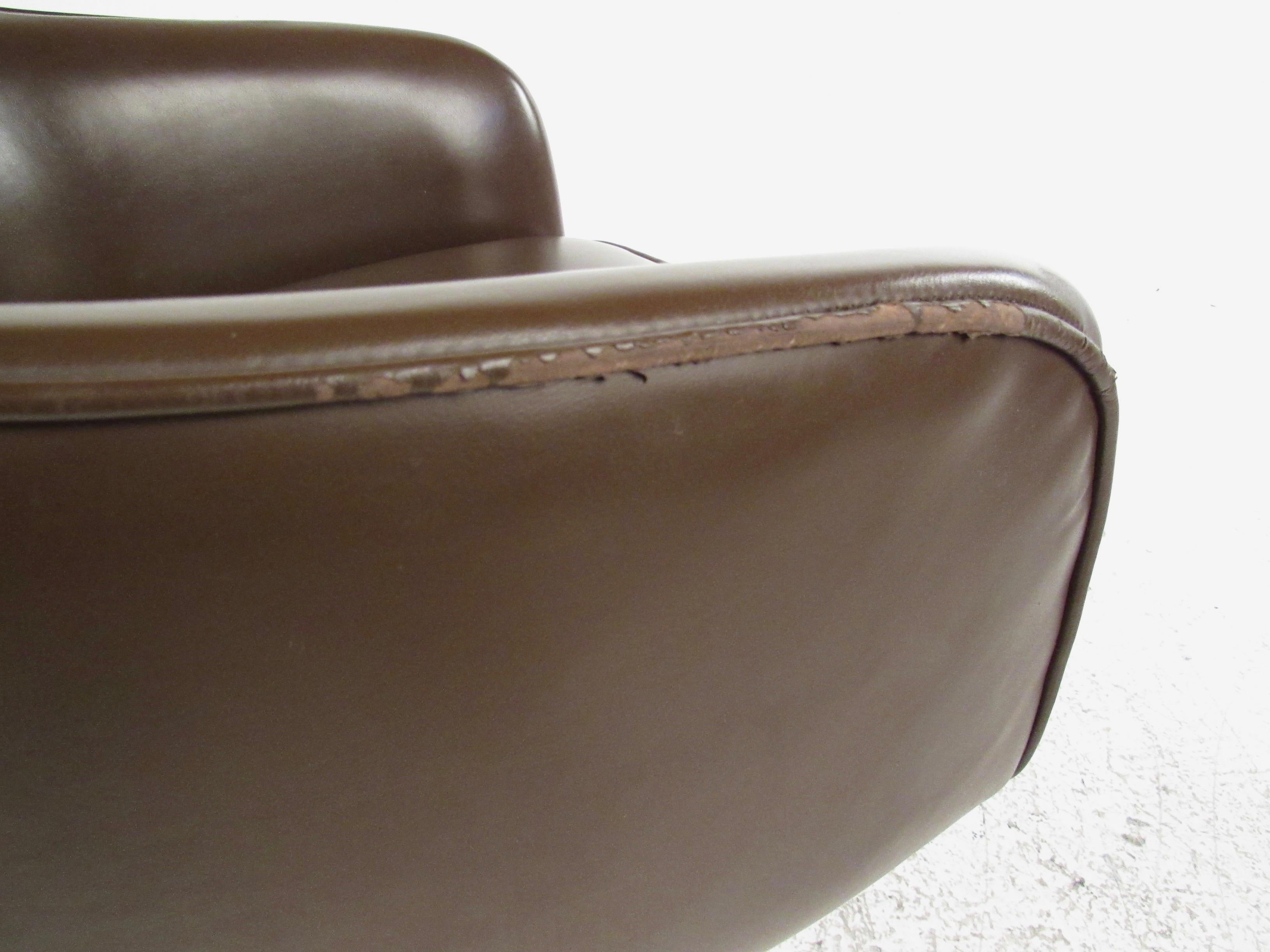 American Vintage Swivel Desk Chair by Jansko For Sale