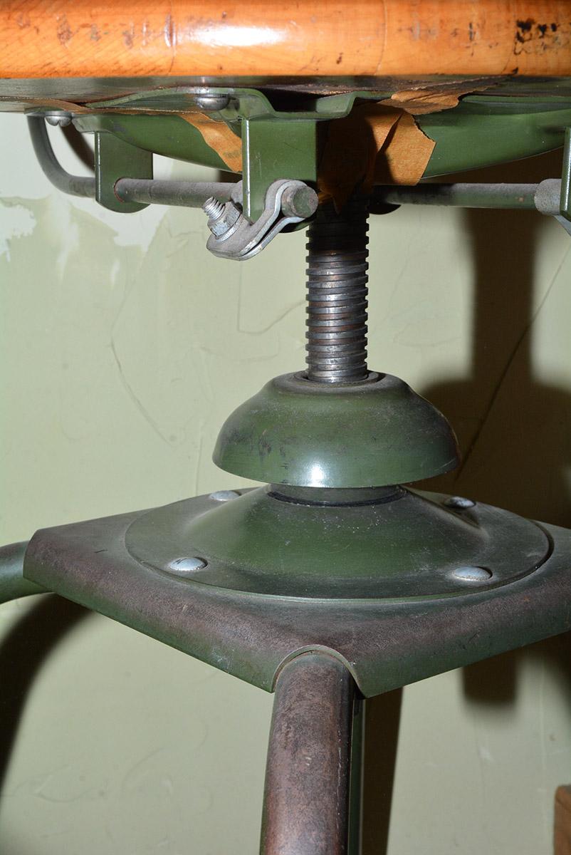 Vintage Swivel Drafting Stool In Good Condition In Sheffield, MA