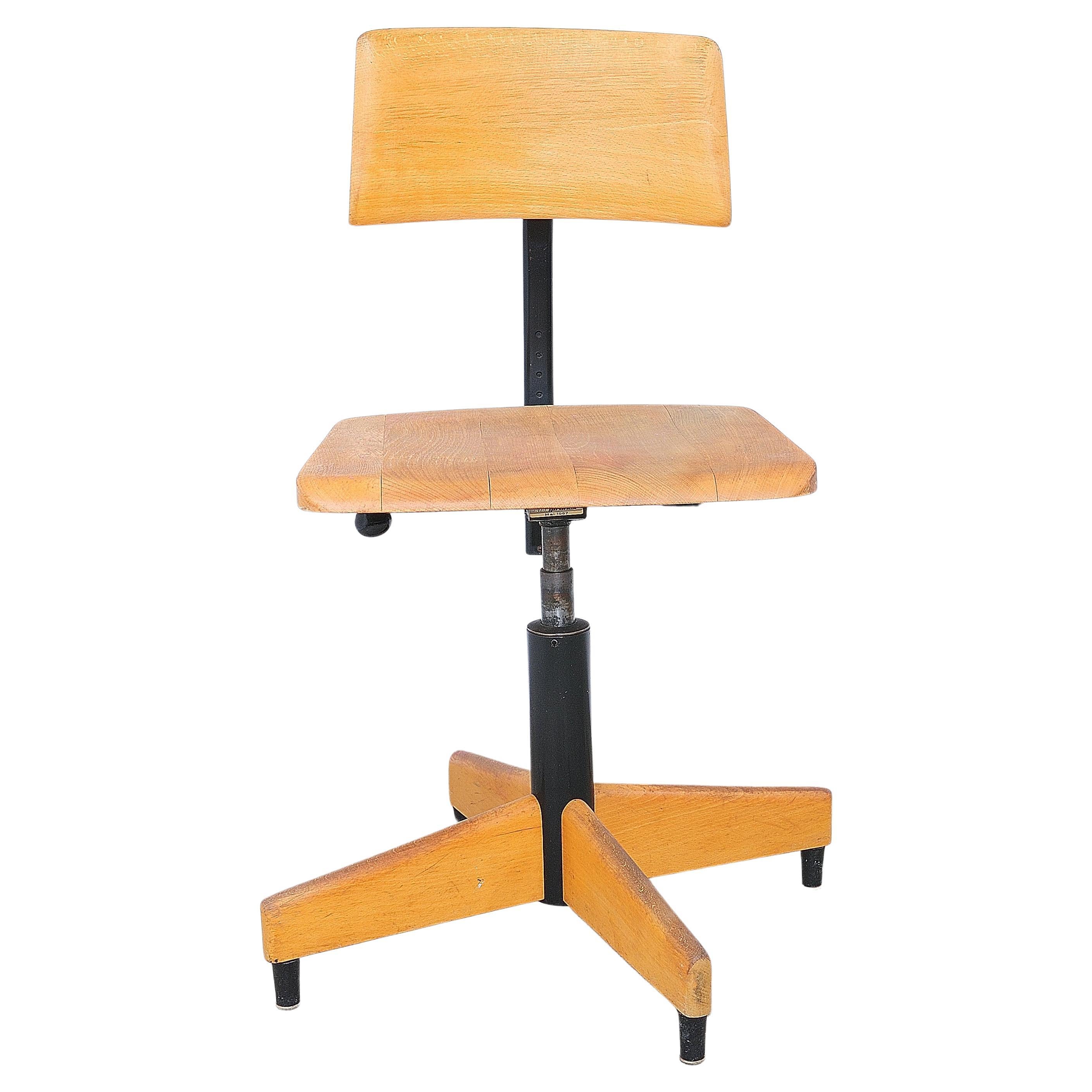 Vintage swivel office chair Kovona, Czechoslovakia 1970´s For Sale