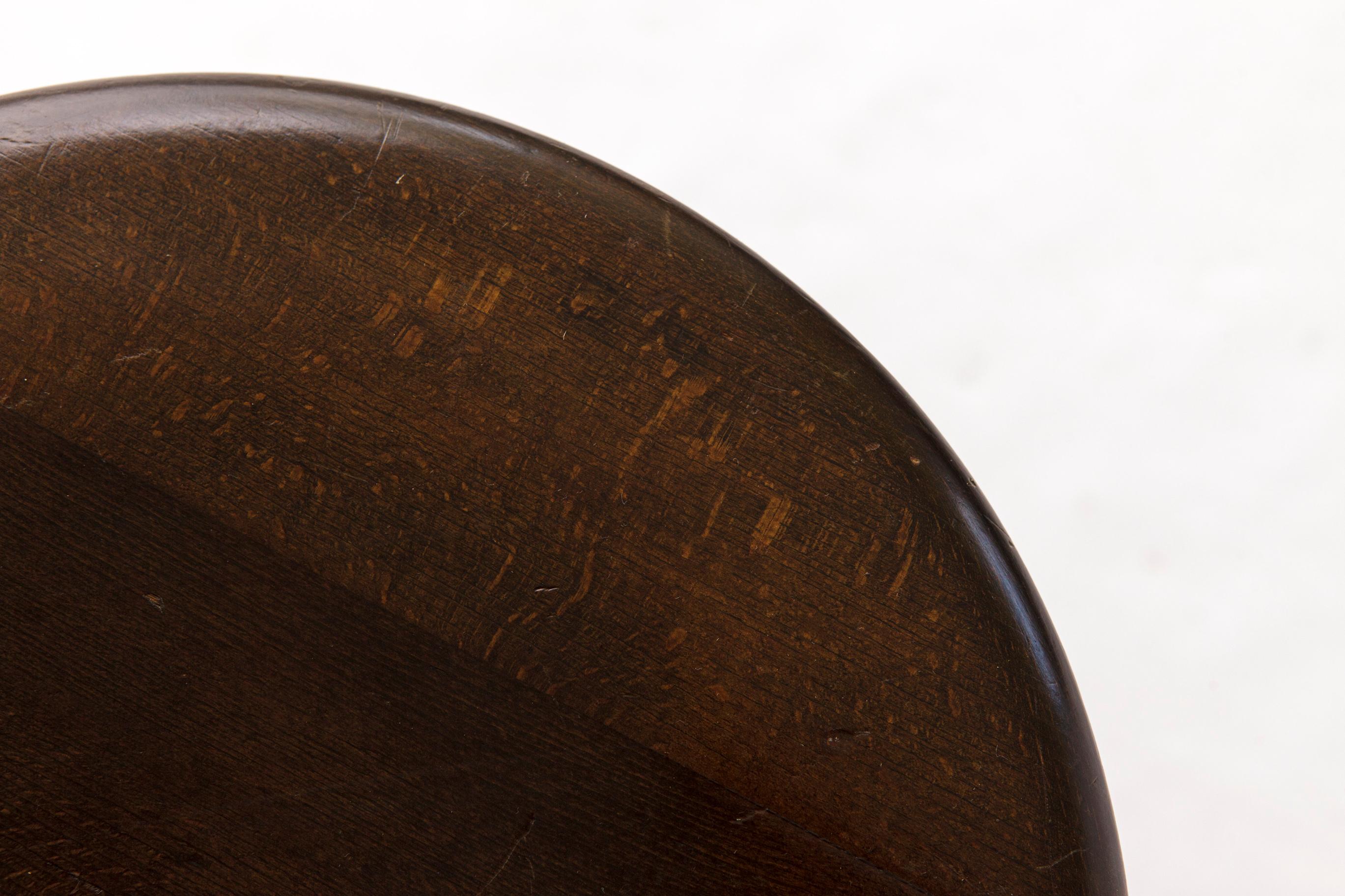 Mid-Century moderno Sgabello girevole vintage - anni '50/'60, industriale tedesco in Beeche o Oak, tinta scura in vendita