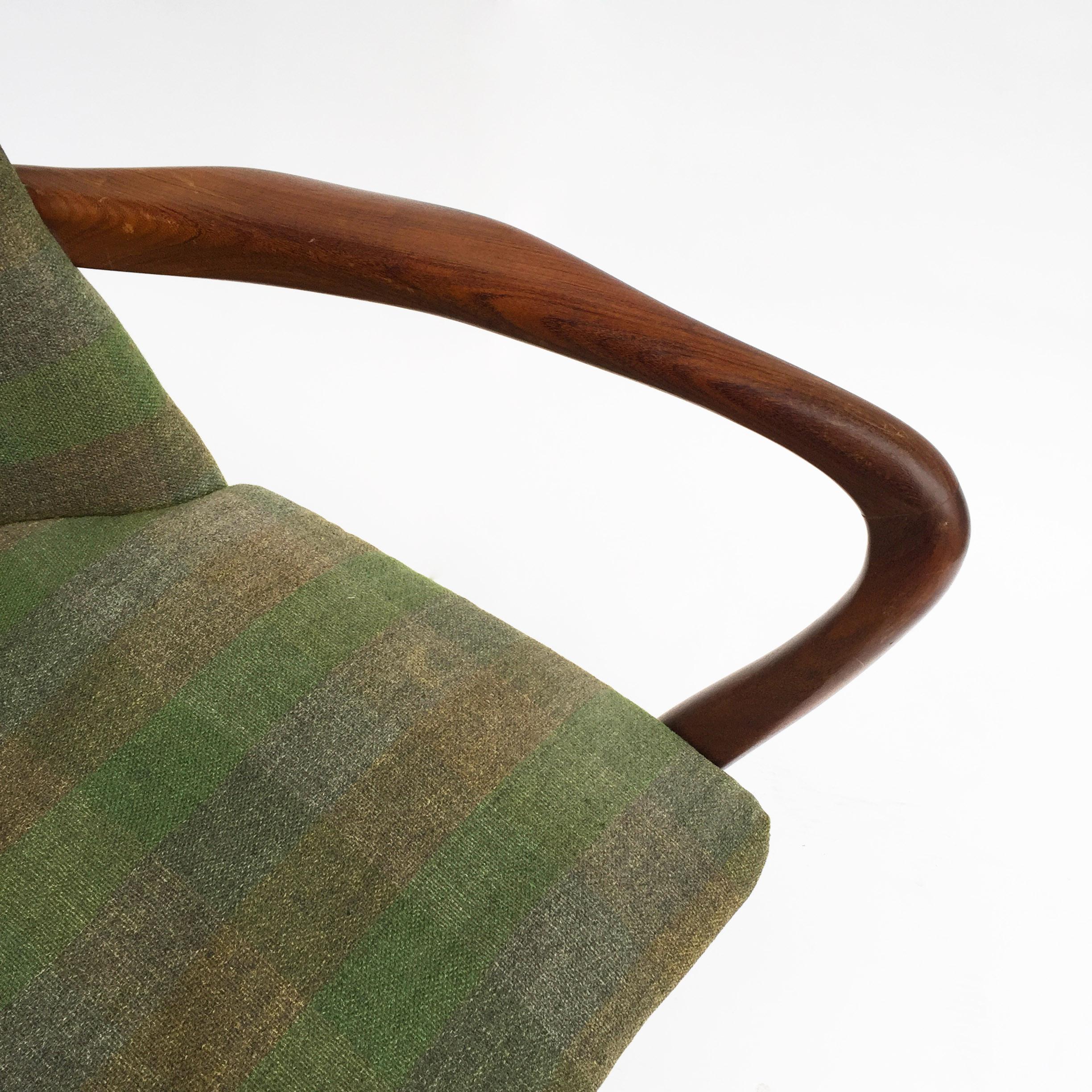 Mid-Century Modern Swivel Teak Vintage Armchair with Green Tartan, 1950s wing For Sale 1