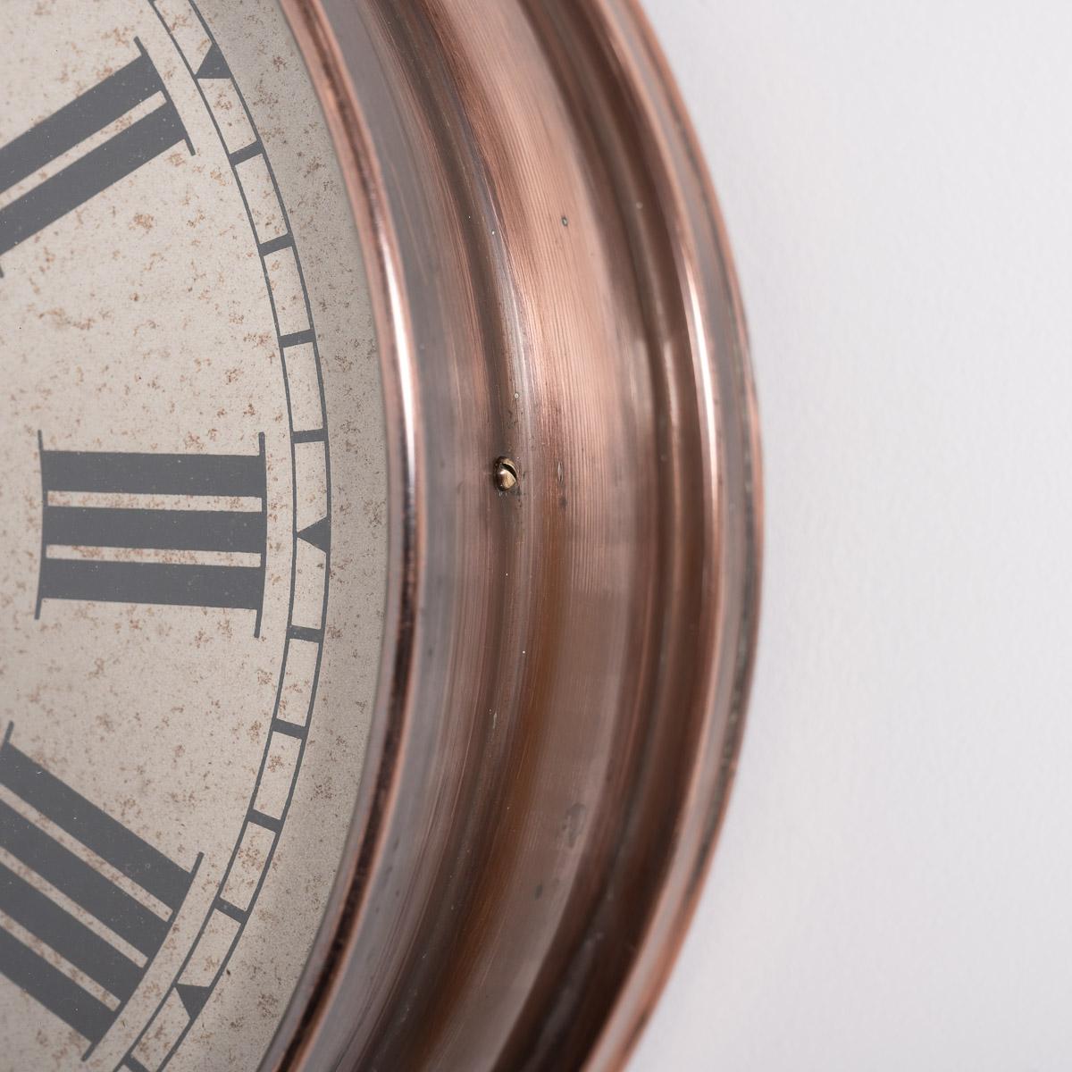 Cuivre Horloge murale d'attente de chemin de fer électrique Synchronome vintage en cuivre en vente