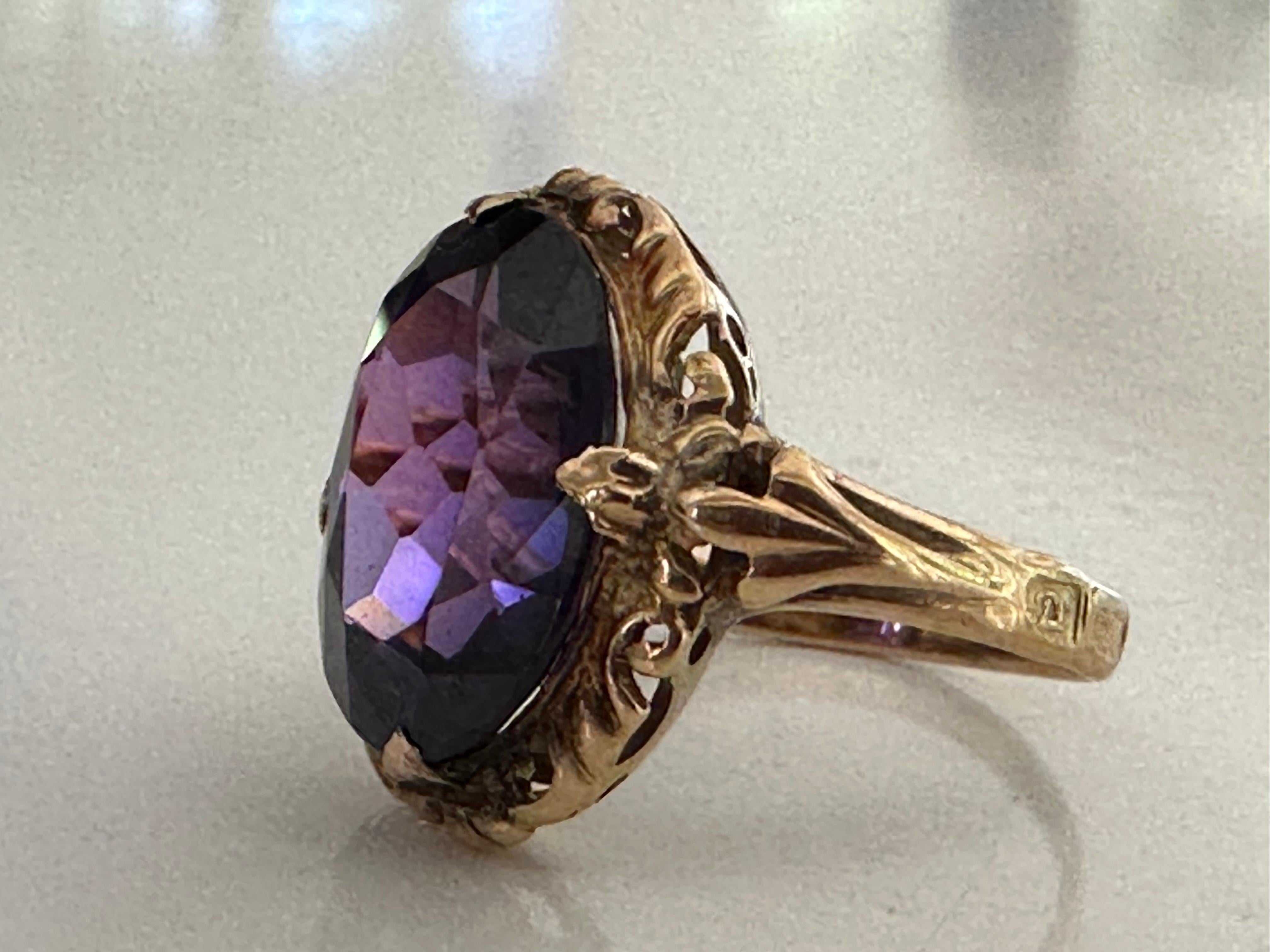 Vintage Synthetic Purple Sapphire Cocktail Ring For Sale 3