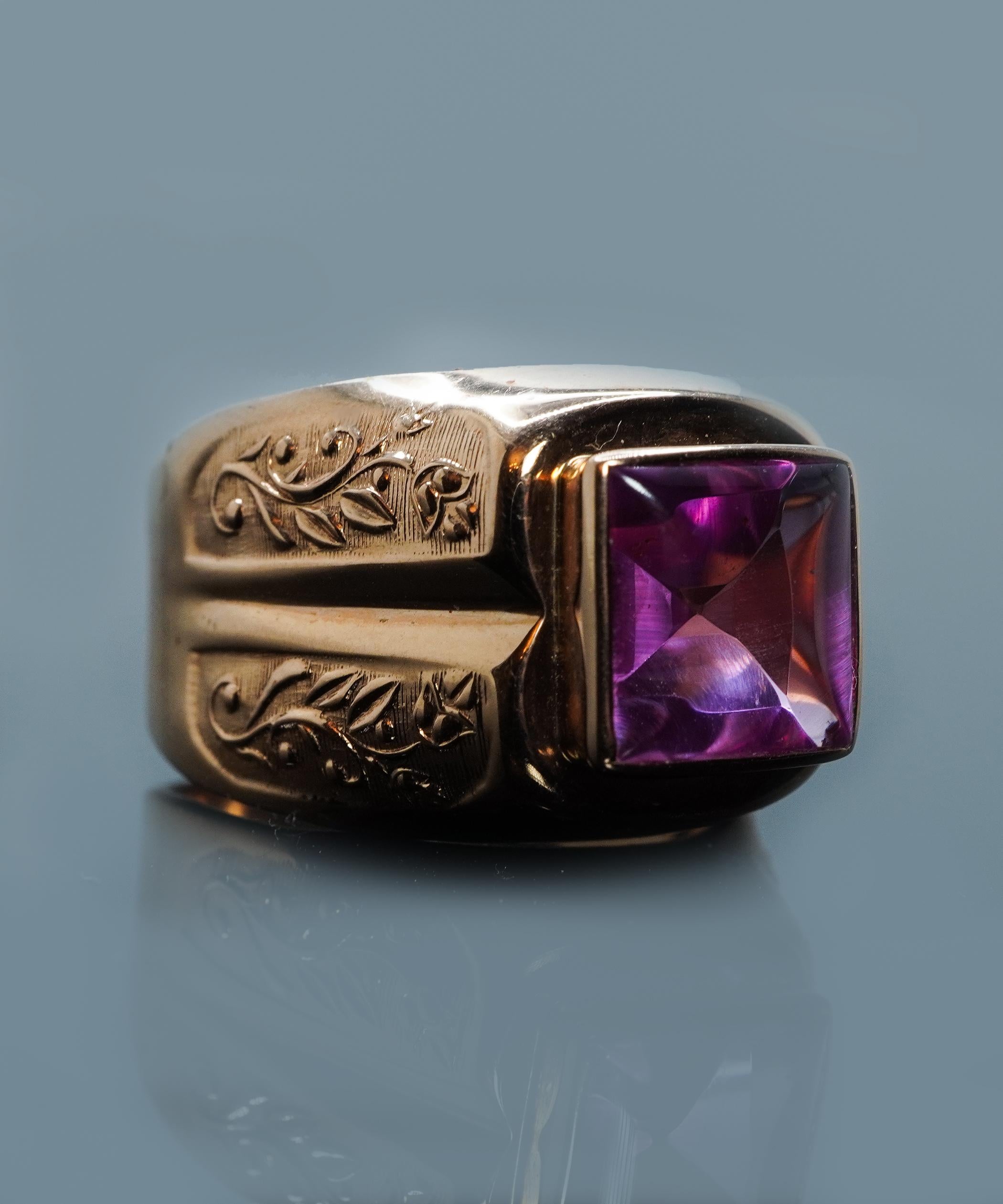 Vintage Synthetic Sapphire Mens Ring 14K Gold Heavy Size 12.5 Перстень For Sale 2