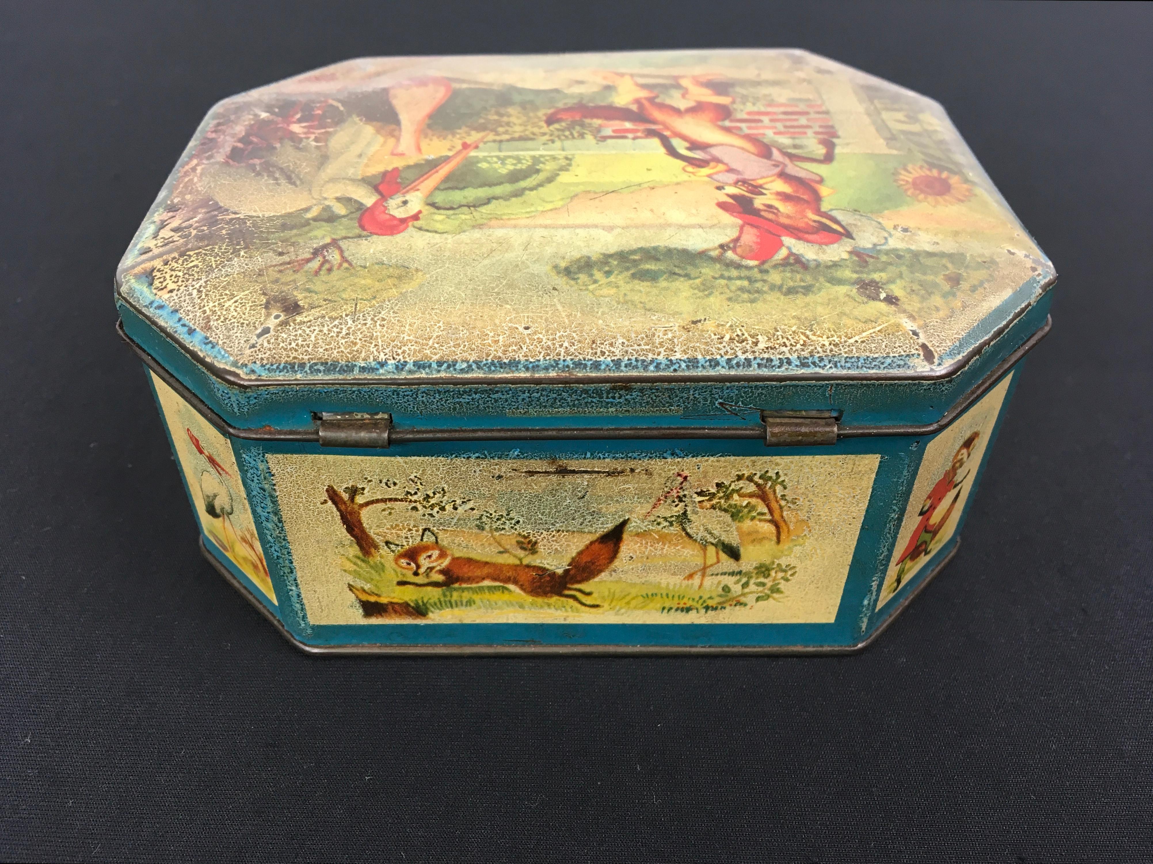Vintage Syrup Tins, great as gift boxes For Sale 9