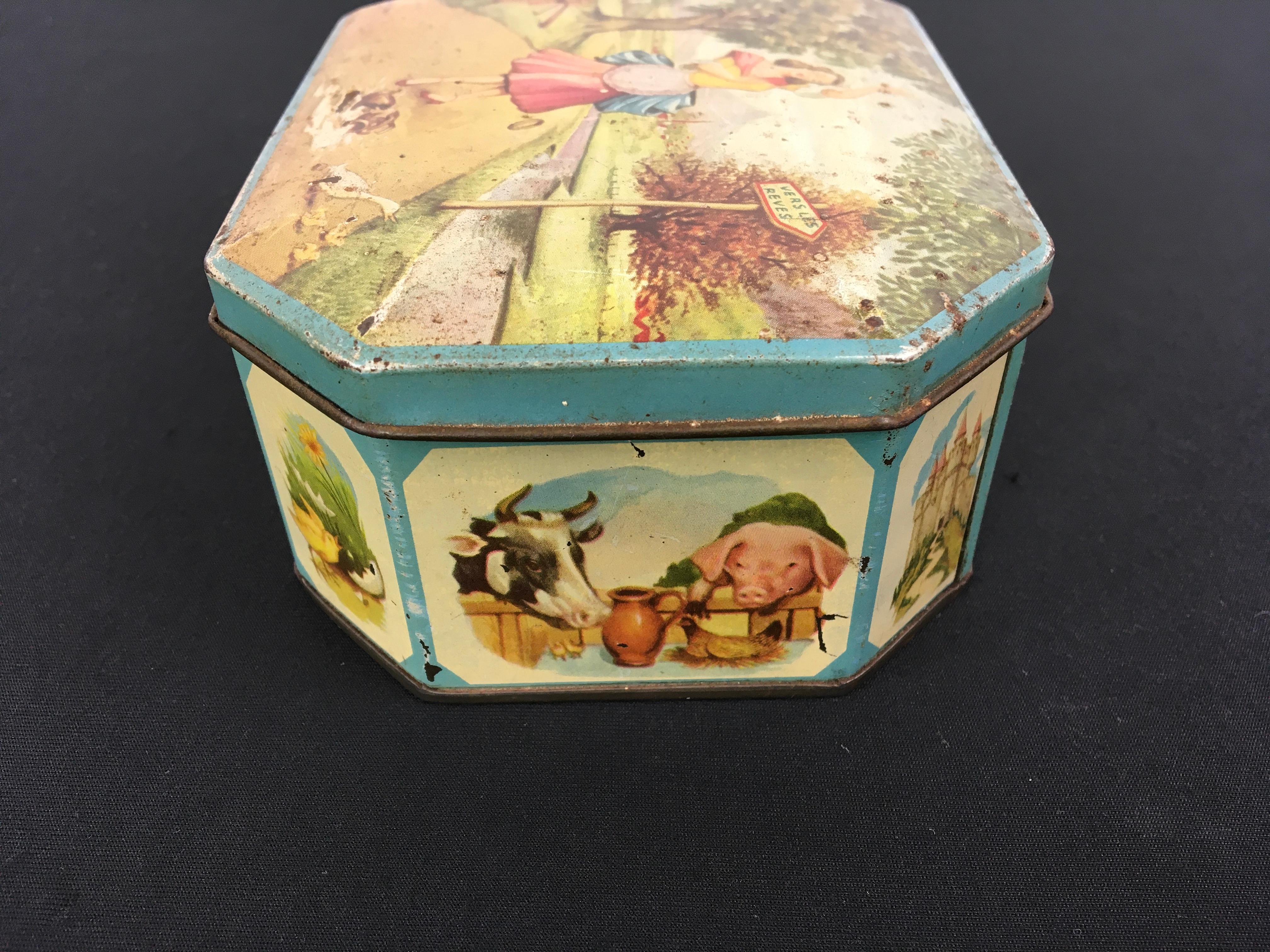 Vintage Syrup Tins, great as gift boxes For Sale 2