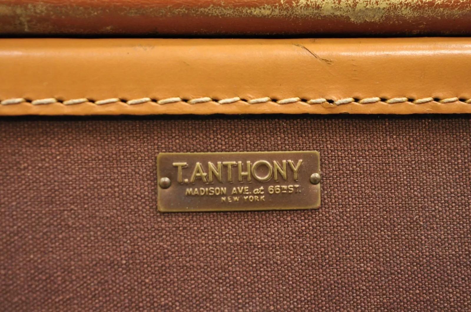 Unknown Vintage T. Anthony Art Deco Leather & Canvas Green Brown Hard Luggage - 4 Pc Set For Sale