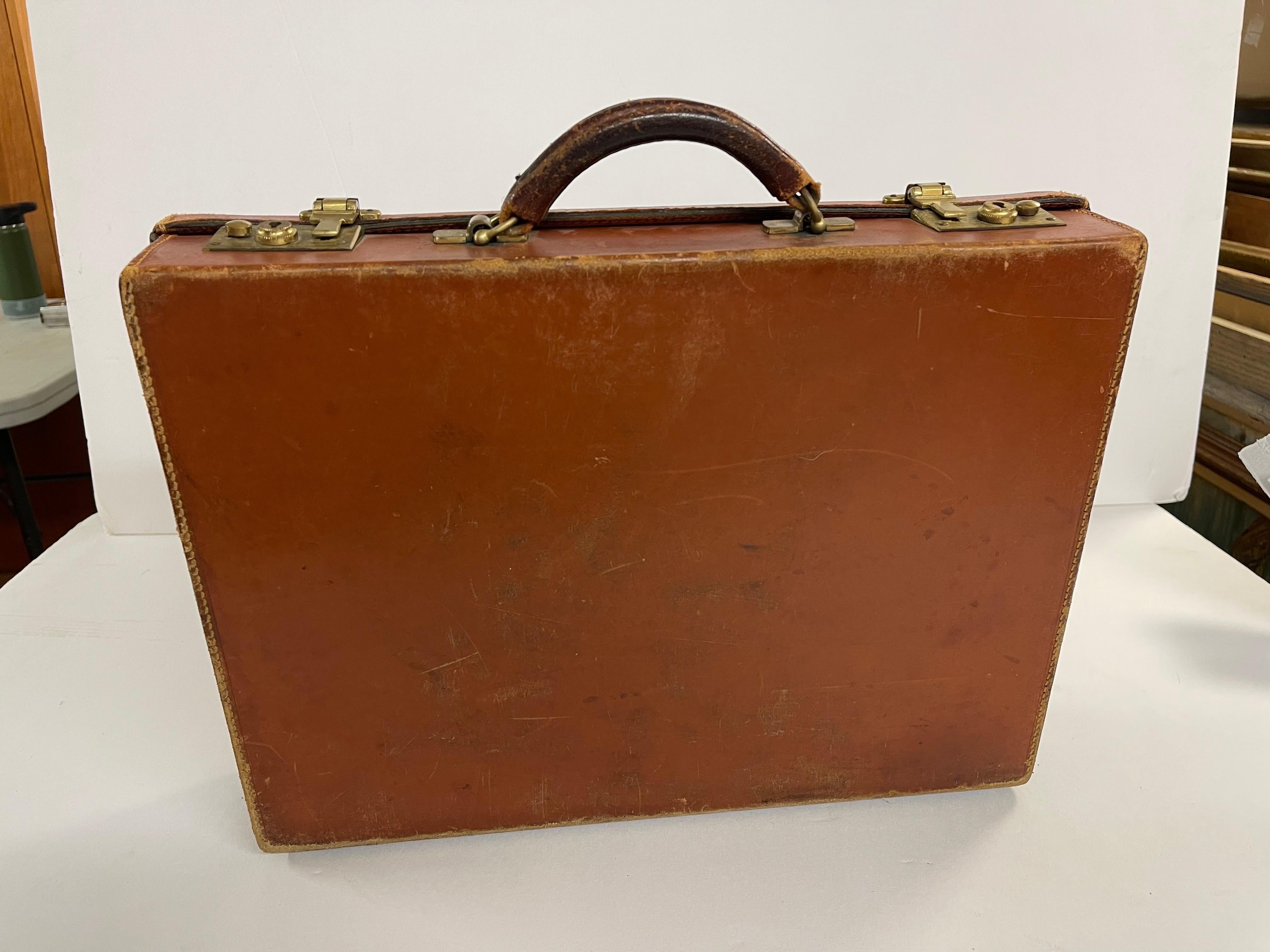 Vintage T. Anthony Leather Briefcase Made in England For Sale 7