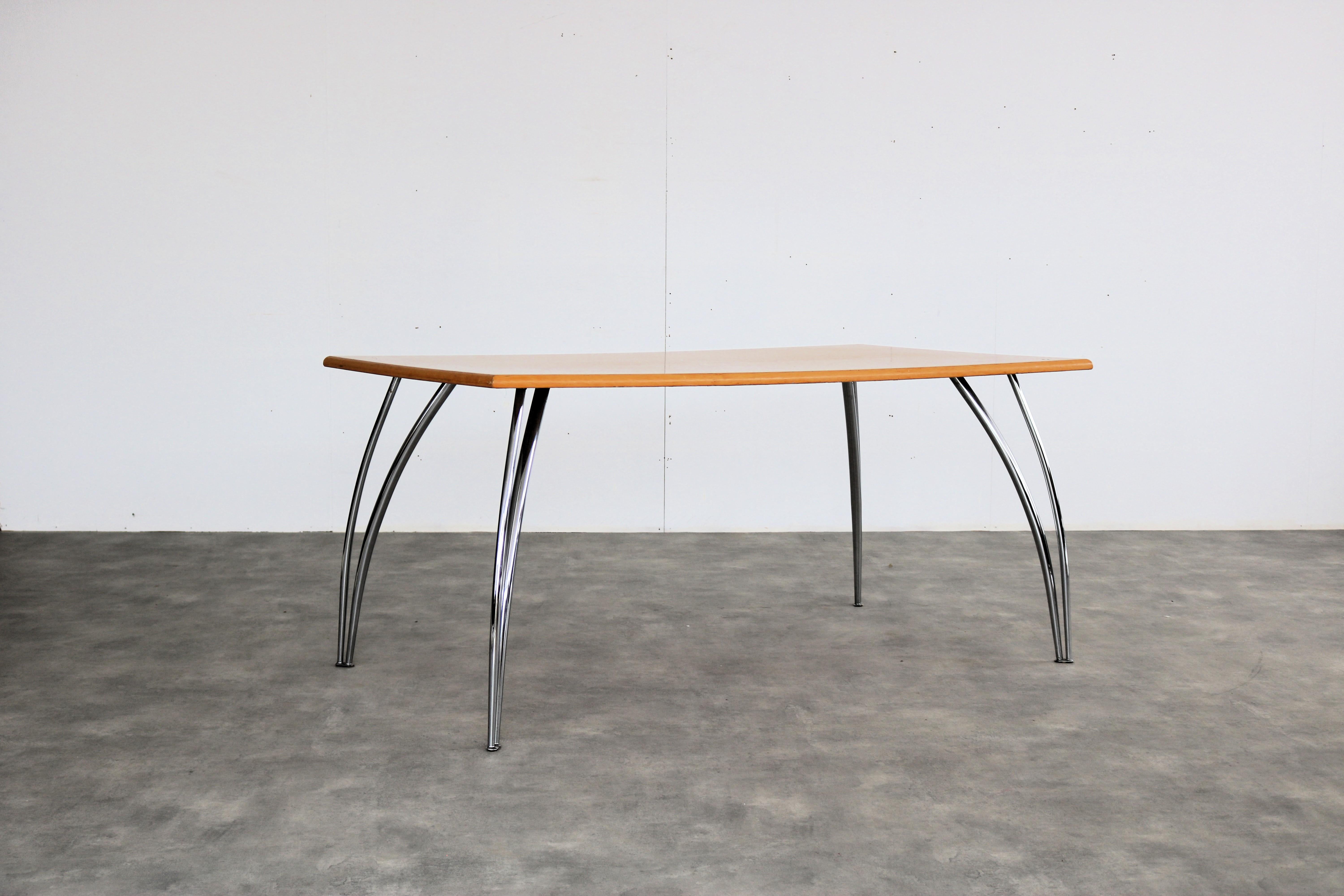 Fin du 20e siècle table vintage  table à manger  Effezeta  80s en vente