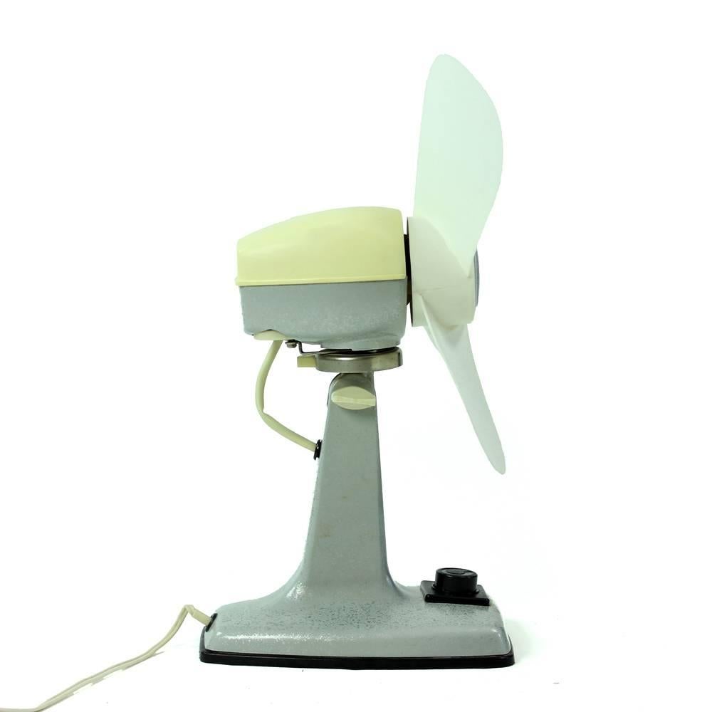 Great item for summer, not only for summer. This table fan is elegant and looks good, even when it is off. Metal construction and plastic pasts. White plastic fan. The fan has static or moving option and easily adjustable speed. European plug. Works