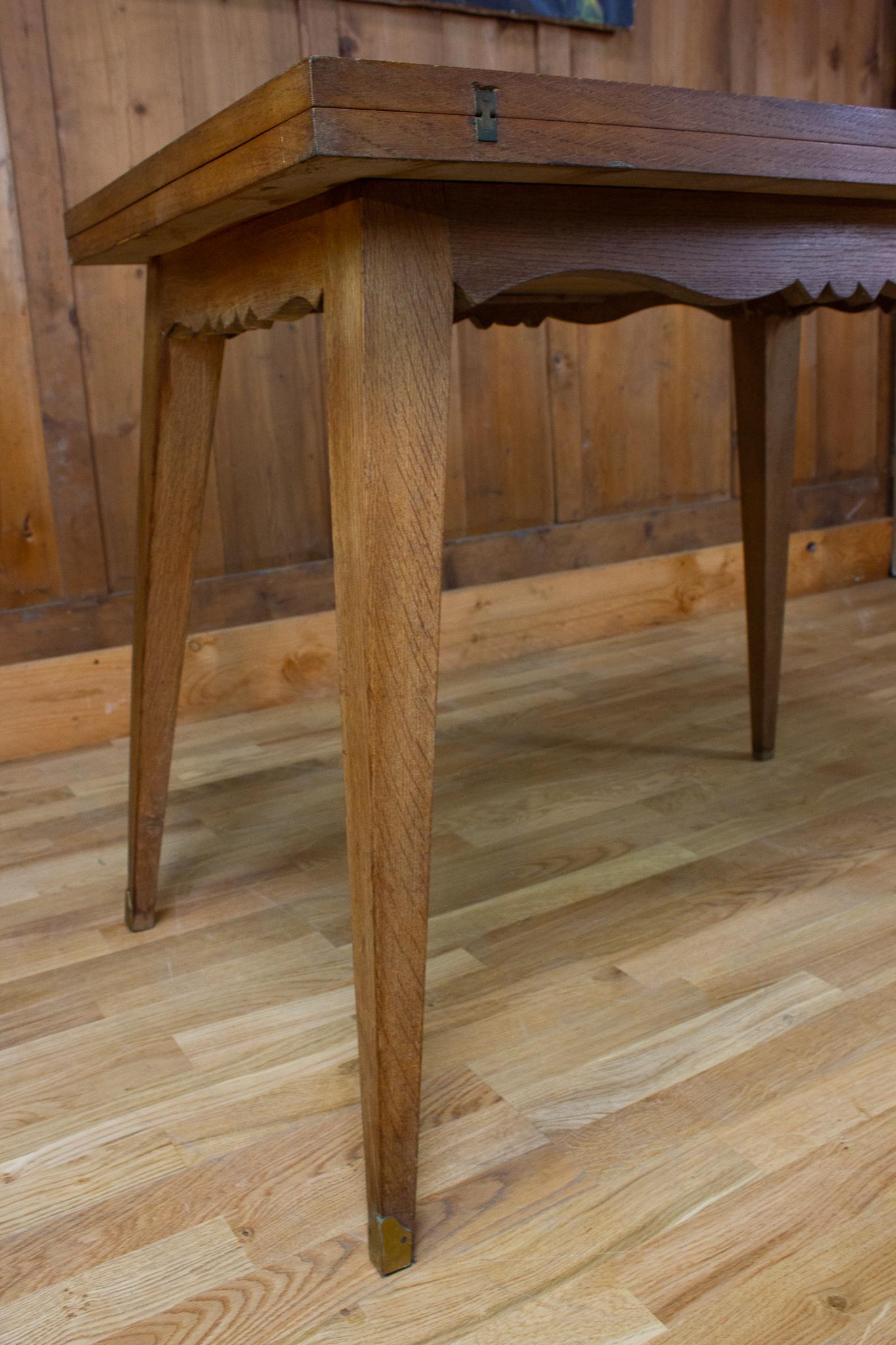Bois Table vintage en bois, vers 1960-1970  en vente