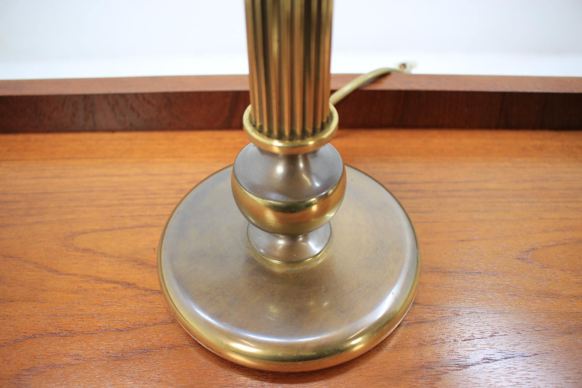 Vintage Table Lamp, 1975 For Sale 1