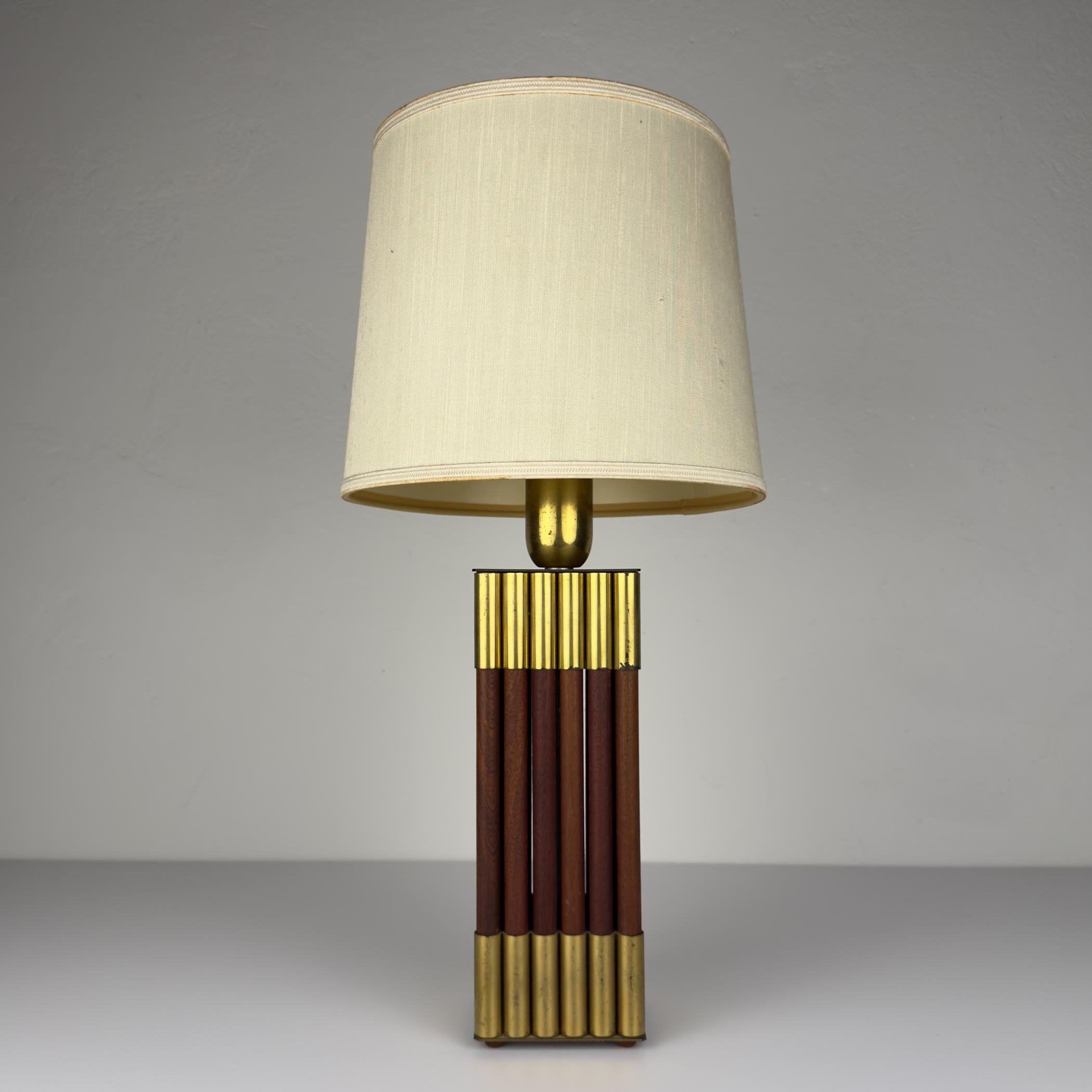 Vintage table lamp by AV Vikić, Yugoslavia 1980s Croata en venta