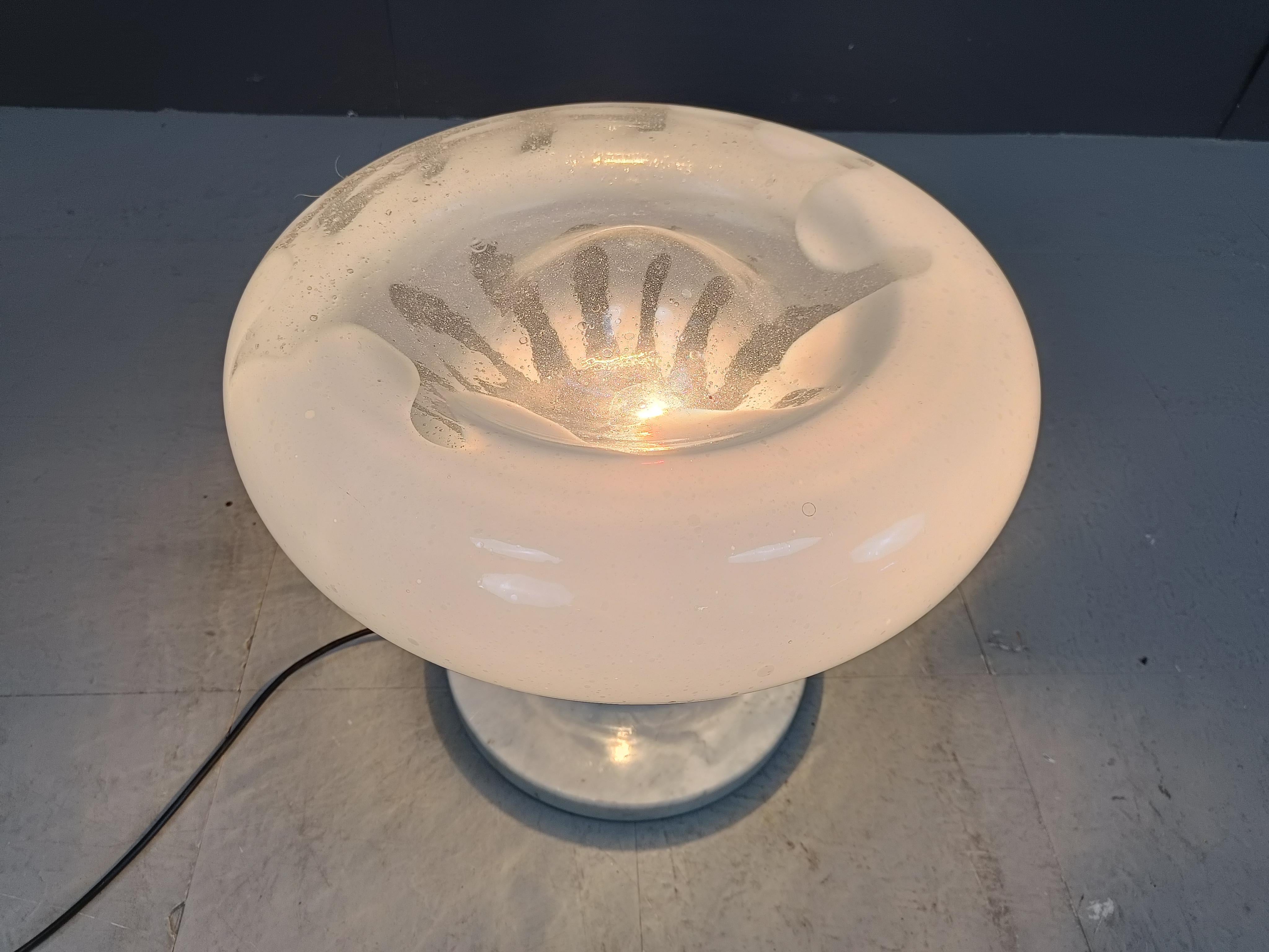 Metà XX secolo Lampada da tavolo vintage di Mazzega, anni '60