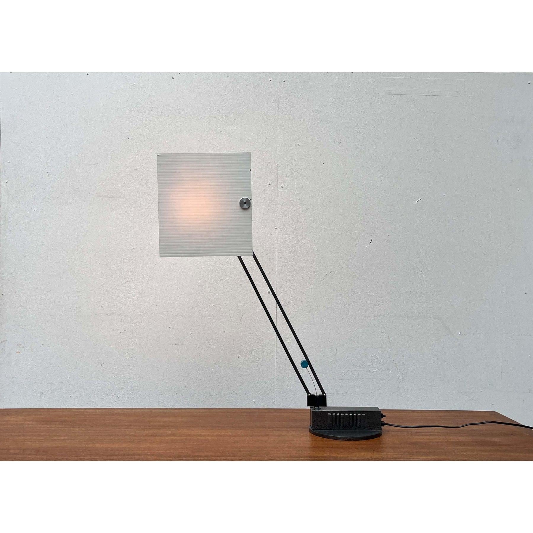 Lámpara de mesa vintage de Sacha Ketoff para Aluminor, Francia, años 80 en venta 6