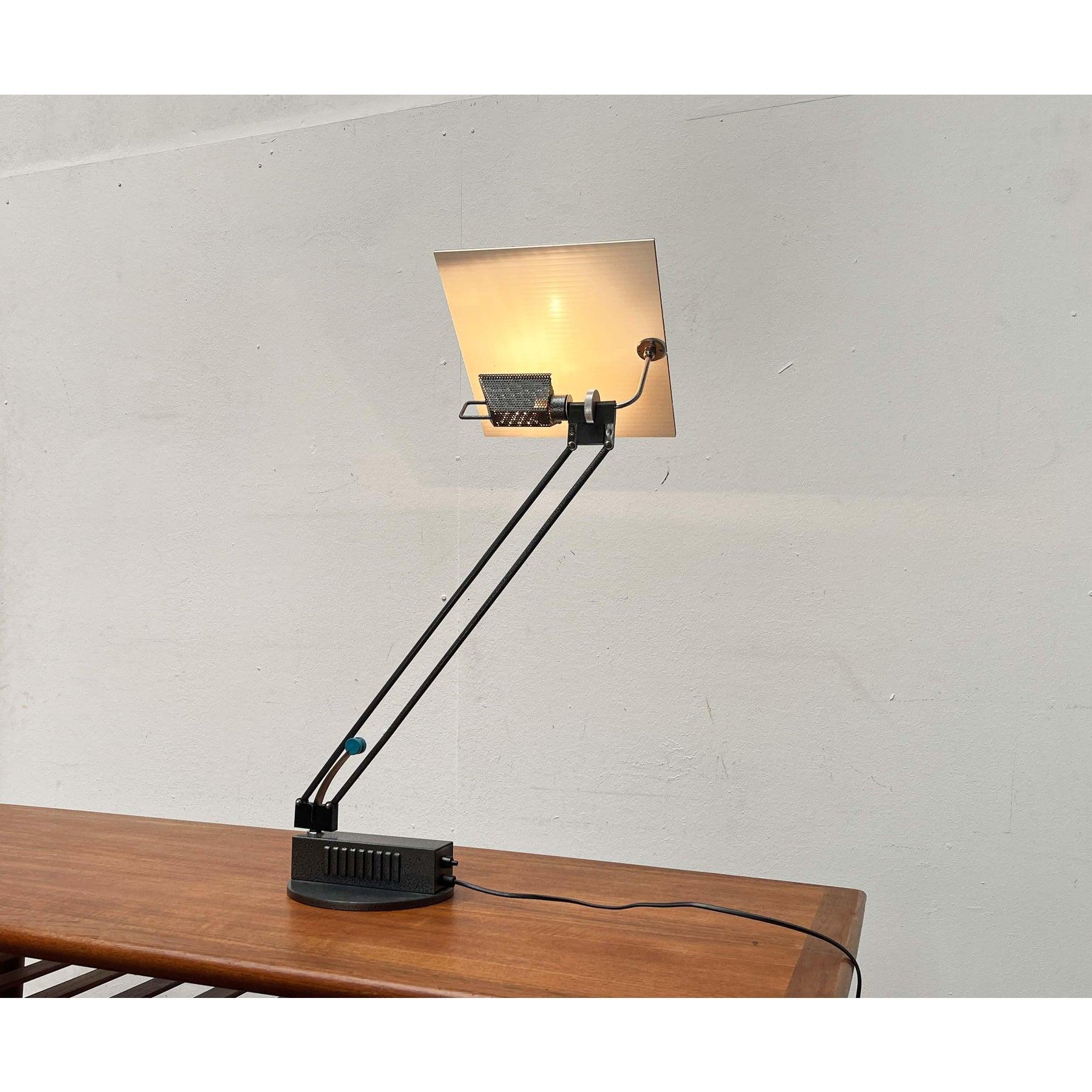 Lámpara de mesa vintage de Sacha Ketoff para Aluminor, Francia, años 80 en venta 7