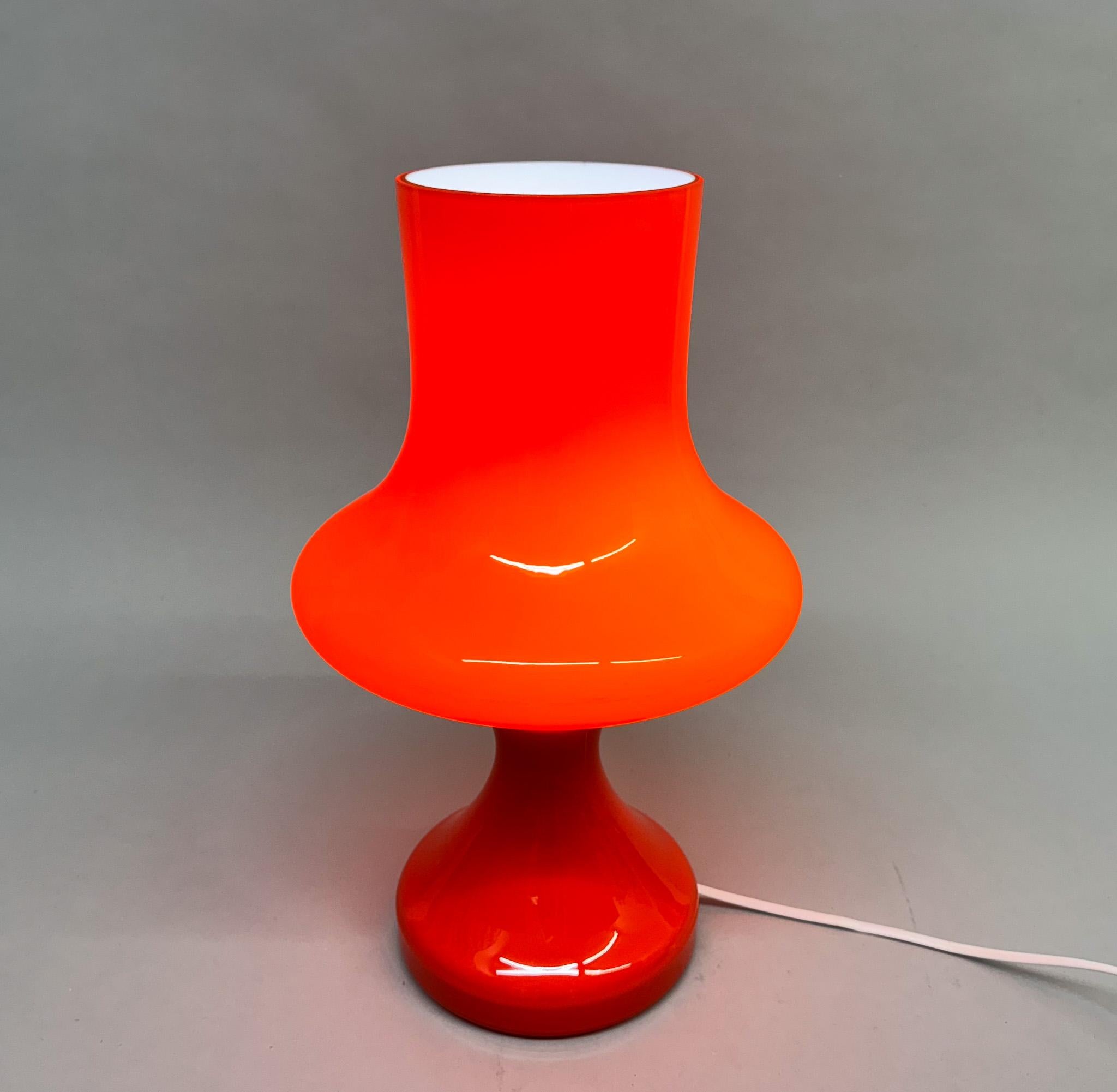Beautiful vintage glass table lamp designed by Stefan Tabary and produced by the Czechoslovakian company OPP Jinlava in the early 1970's. Two layers of glass - white in the inside, red on the outside. Very good vintage condition. Original, fully
