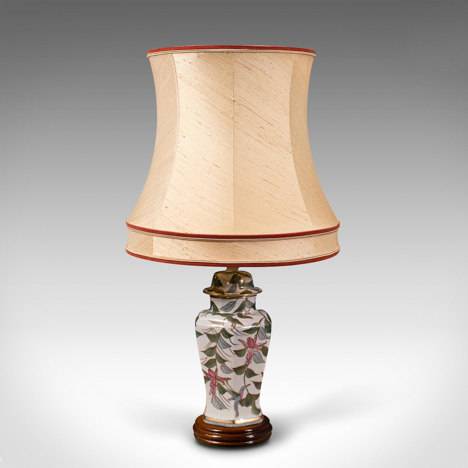 Vintage Table Lamp, Chinese, Ceramic, Decorative Light, Art Deco, Circa 1940 In Good Condition For Sale In Hele, Devon, GB