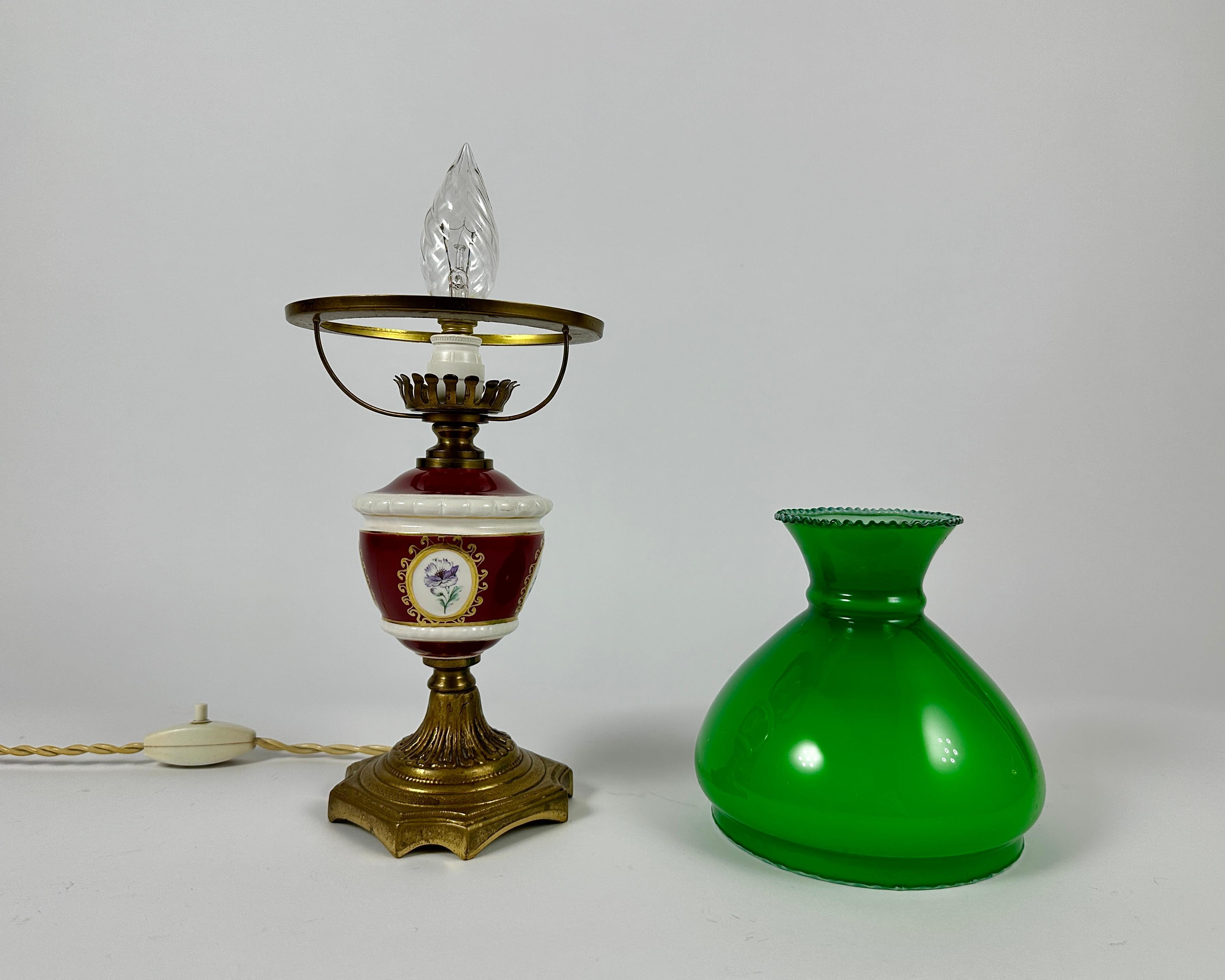 Lámpara de Sobremesa Vintage Farmhouse Pantalla Verde Iluminación de Bibliotecas Moderno de mediados de siglo en venta