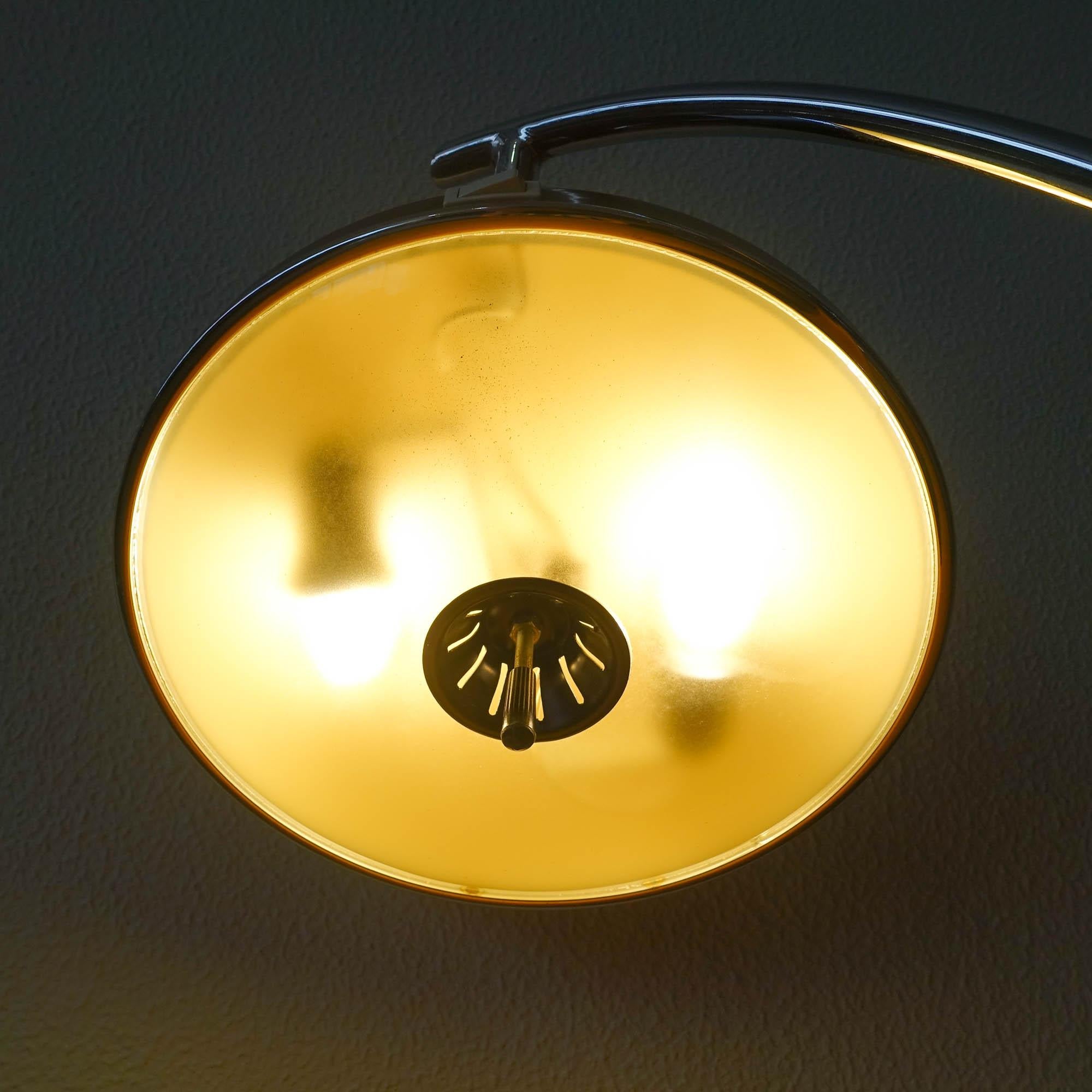 Lampe de table vintage de Lupela, années 1960 4