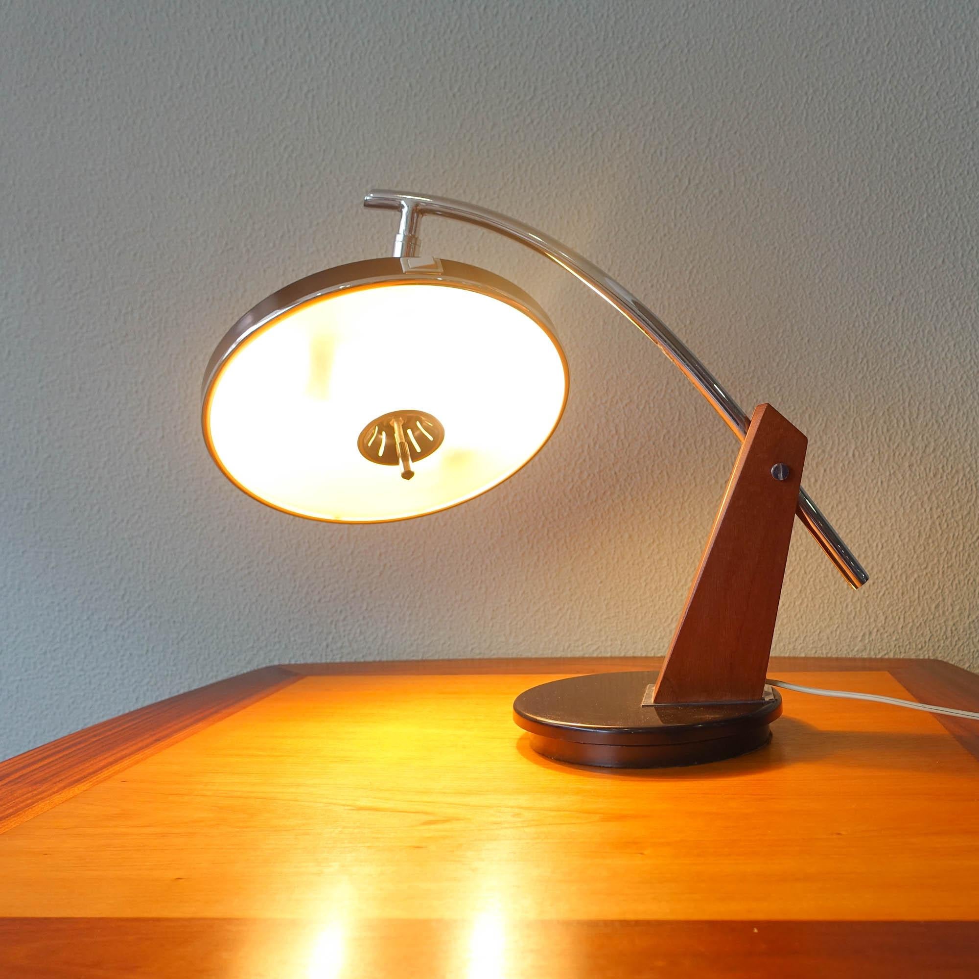 Lampe de table vintage de Lupela, années 1960 2