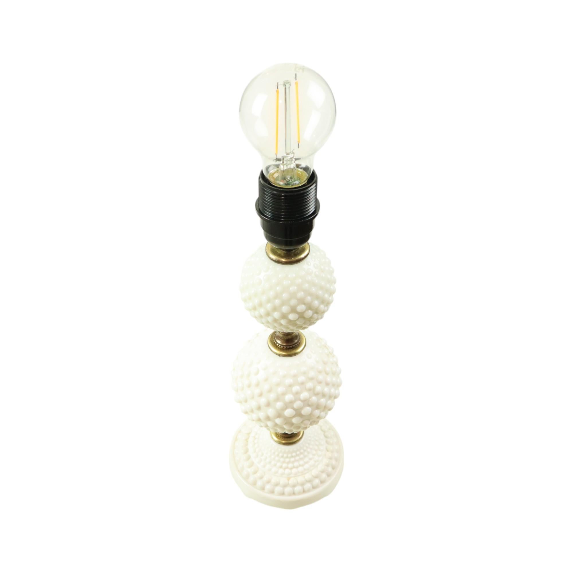 Vintage Table Lamp Frosted Milk Glass Brass Hobnail 1970s For Sale 6