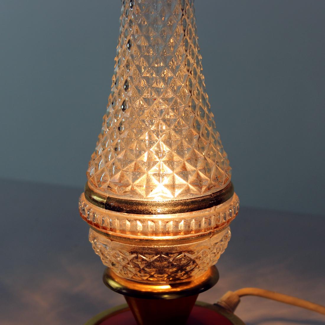 Lampada da tavolo vintage in ottone e vetro, Cecoslovacchia, anni '60 in vendita 1