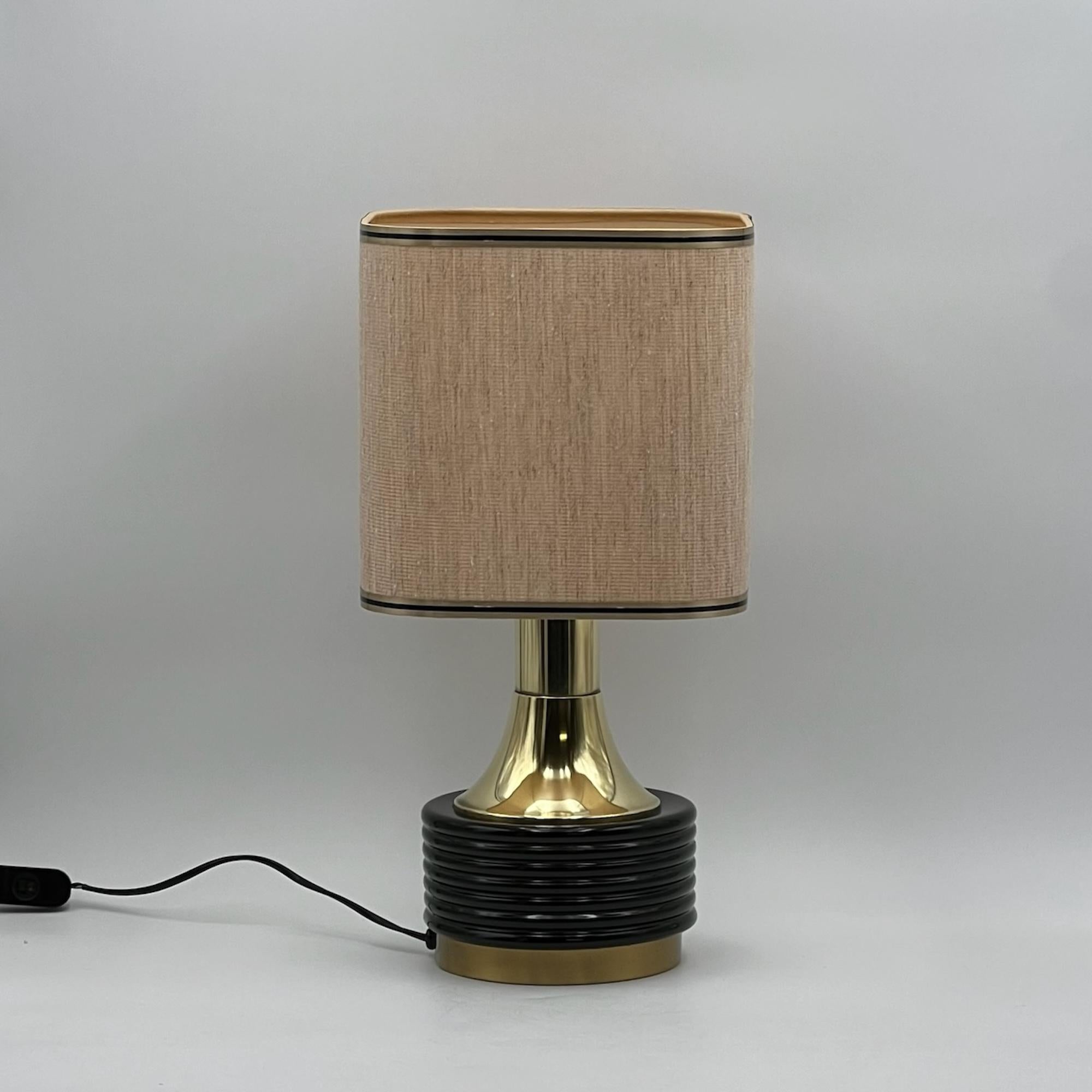 Mid-20th Century Vintage Table Lamp in Brass and Metal Made in Italy, 1960s