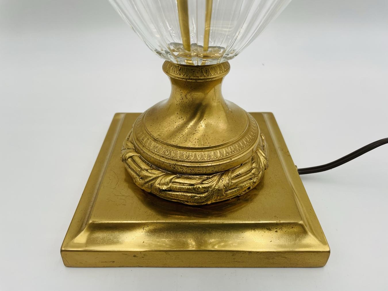 Lampe de bureau vintage en cristal et bronze de Leone Aliotti en vente 3