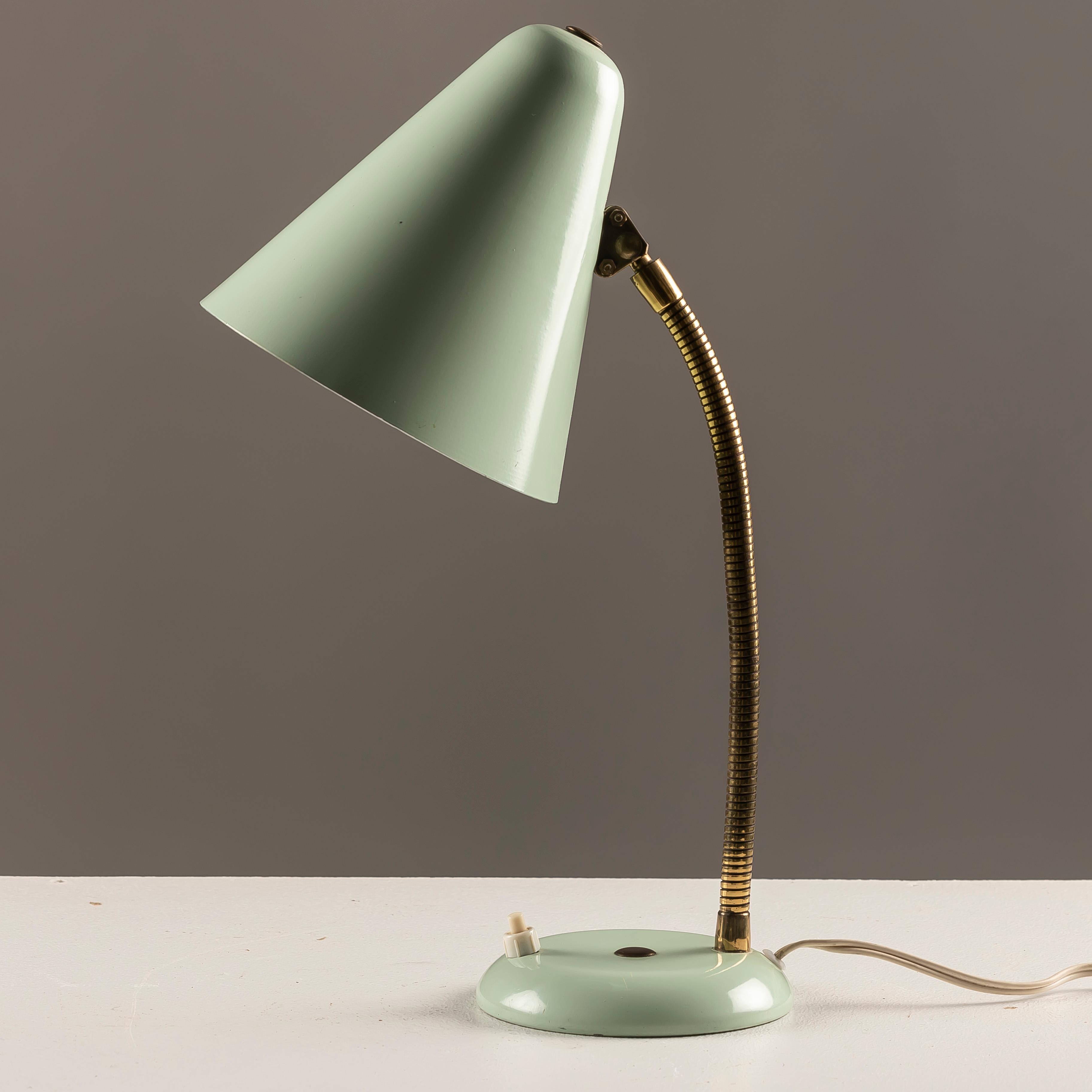 Vintage-Tischlampe im Stil von Stilnovo, 1950er Jahre im Angebot 2
