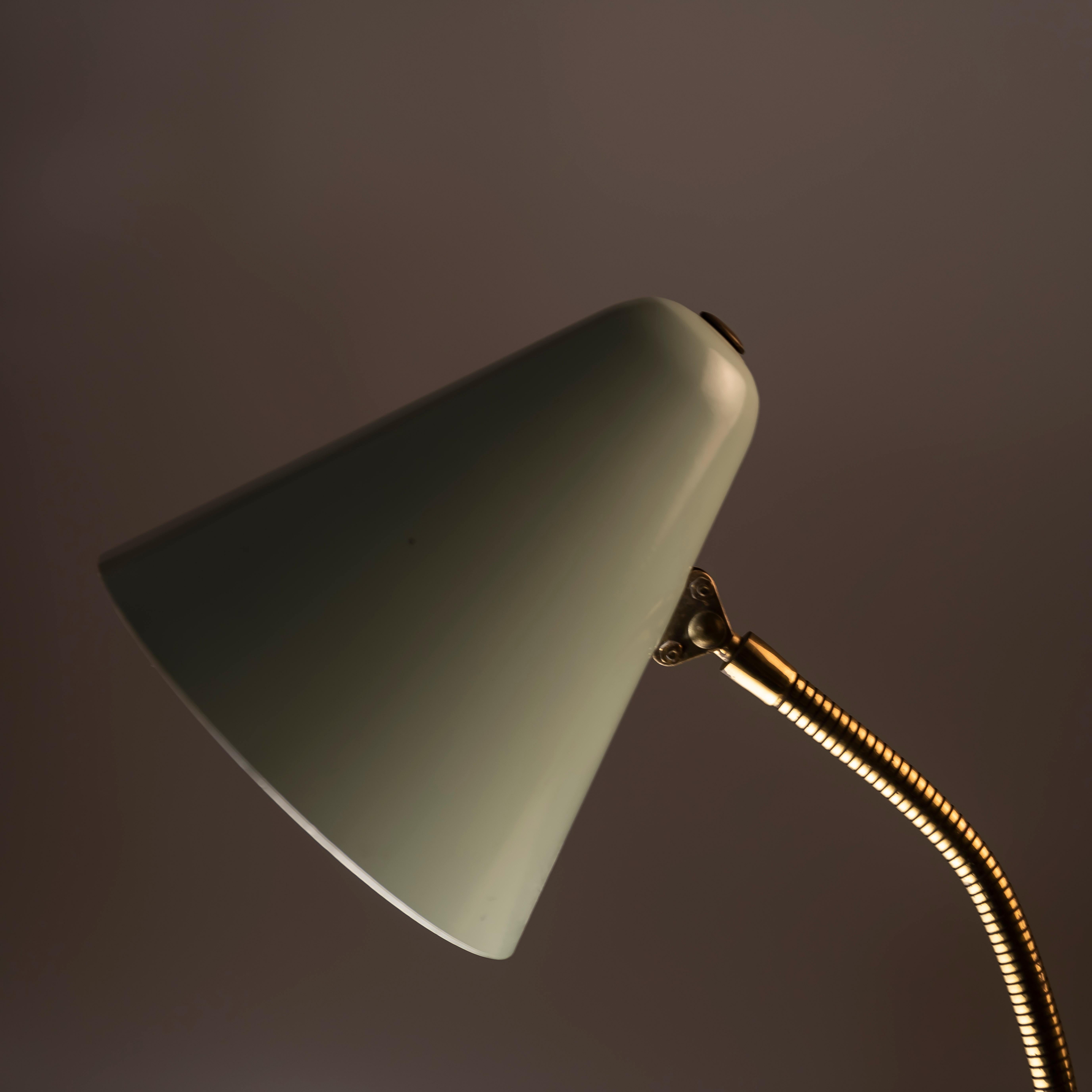 Vintage-Tischlampe im Stil von Stilnovo, 1950er Jahre (Italienisch) im Angebot