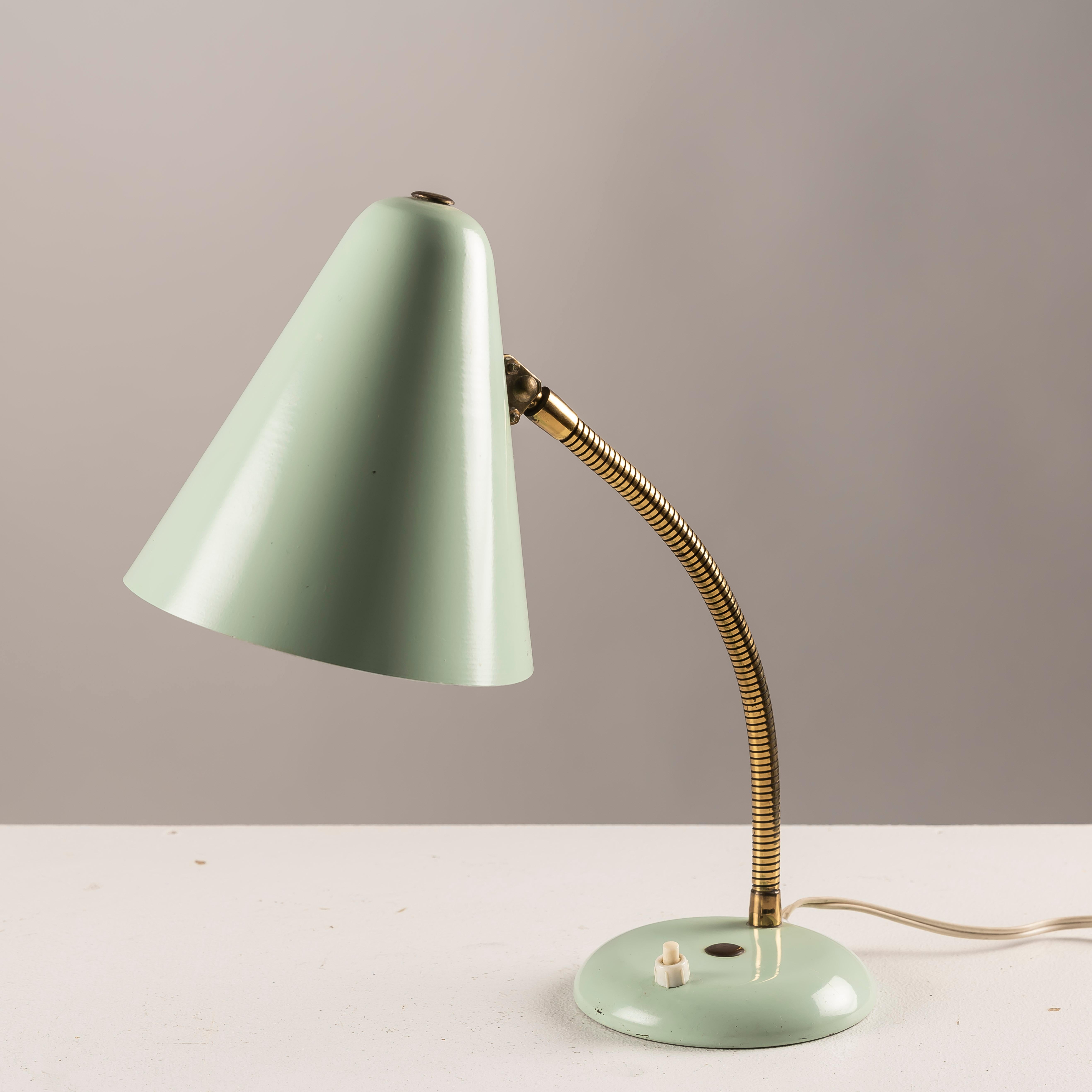 Vintage-Tischlampe im Stil von Stilnovo, 1950er Jahre im Zustand „Gut“ im Angebot in BARCELONA, ES