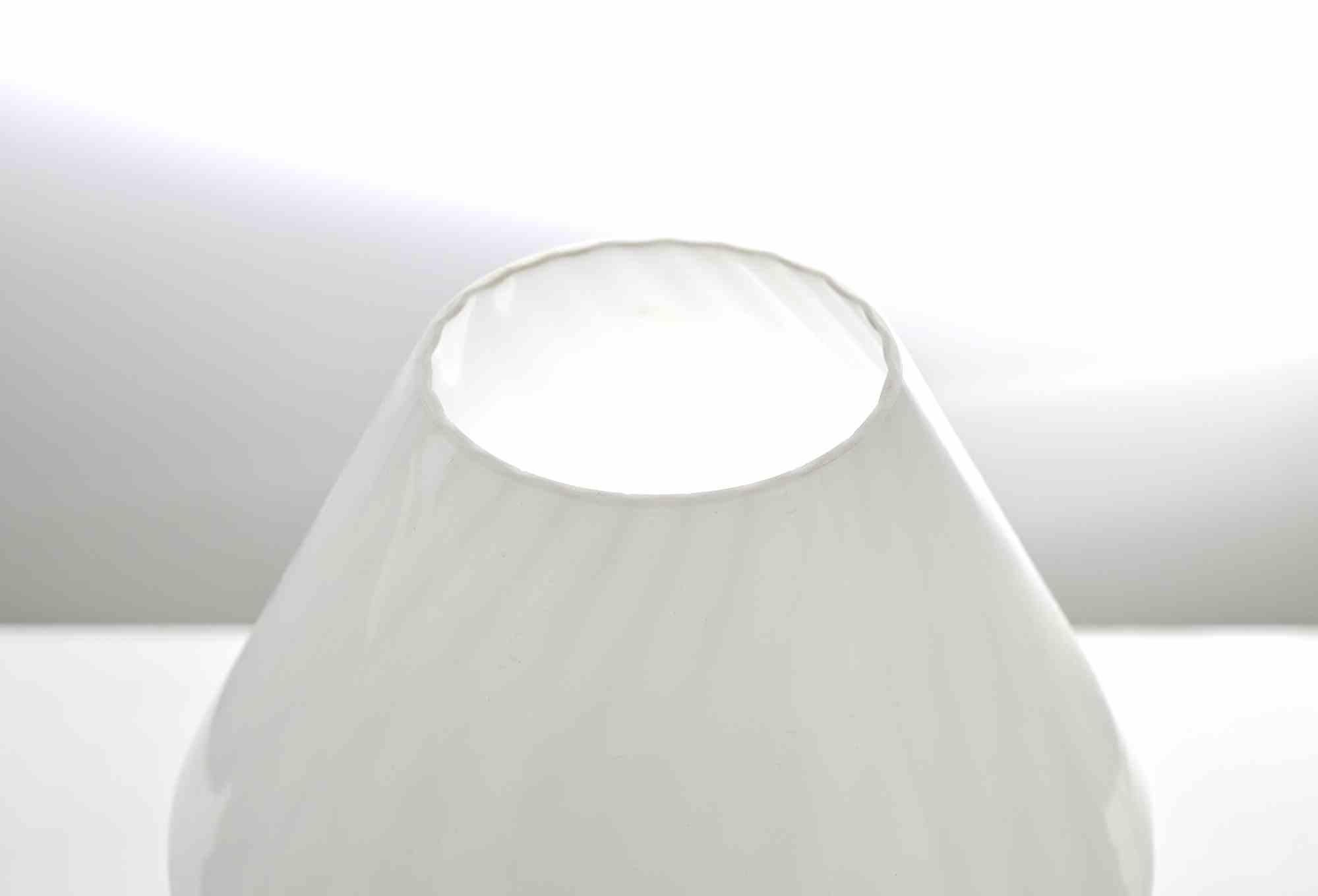 Late 20th Century Vintage Table Lamp in White Glass, Murano, Italy, 1970s For Sale