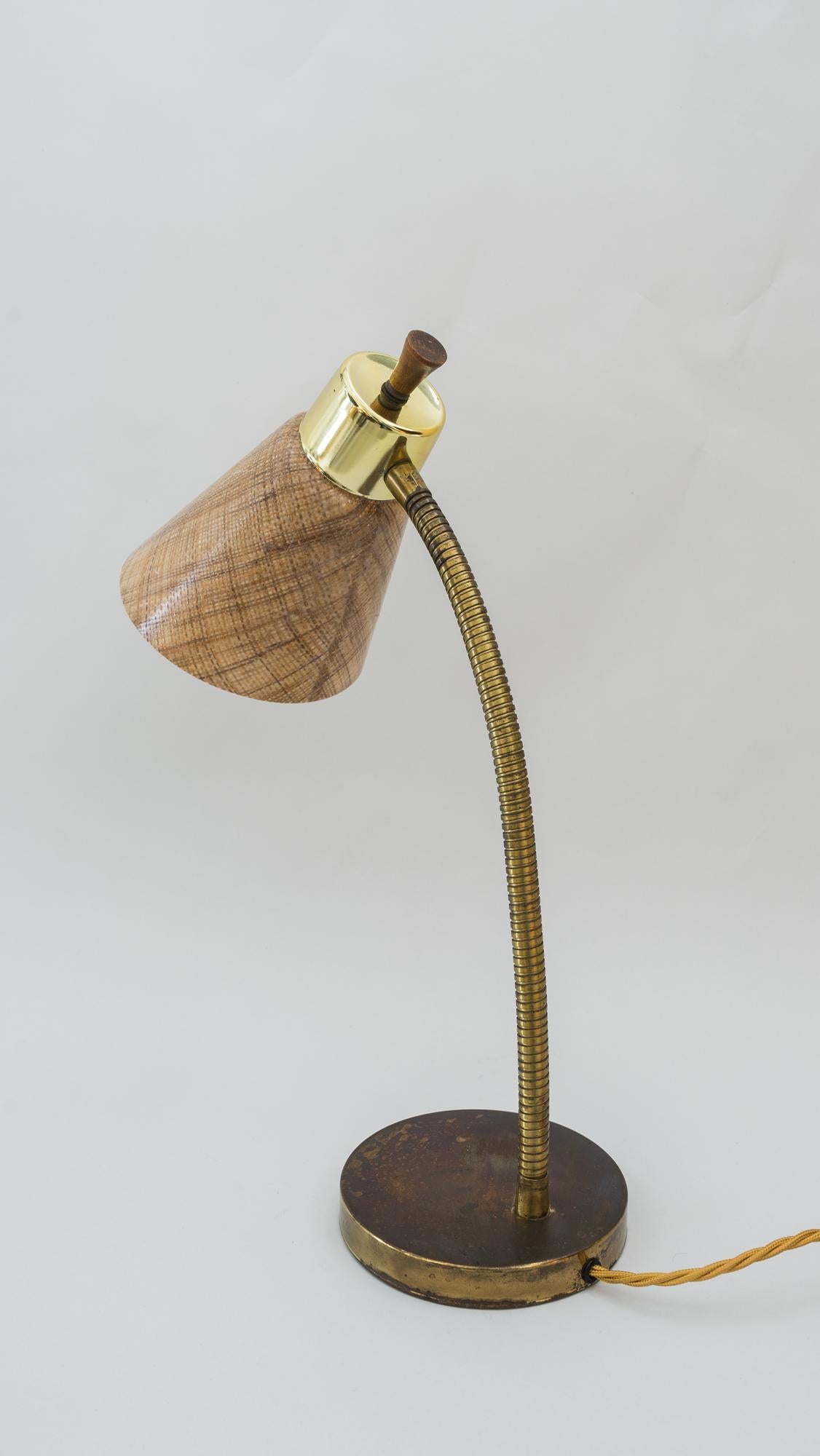 Vintage-Tischlampe, italienisch, ca. 1960er Jahre im Zustand „Gut“ im Angebot in Wien, AT