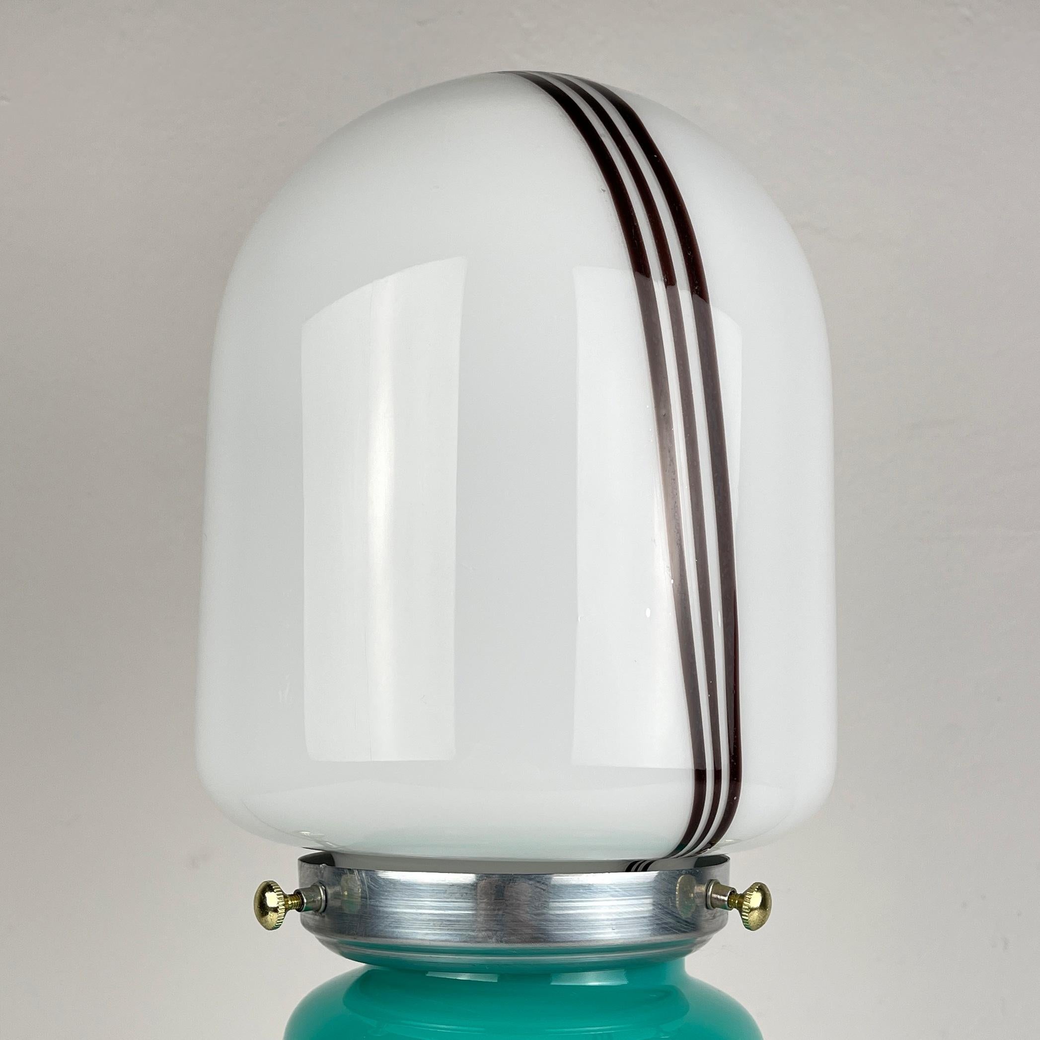 20ième siècle Lampe de table vintage Italie des années 1980 en vente