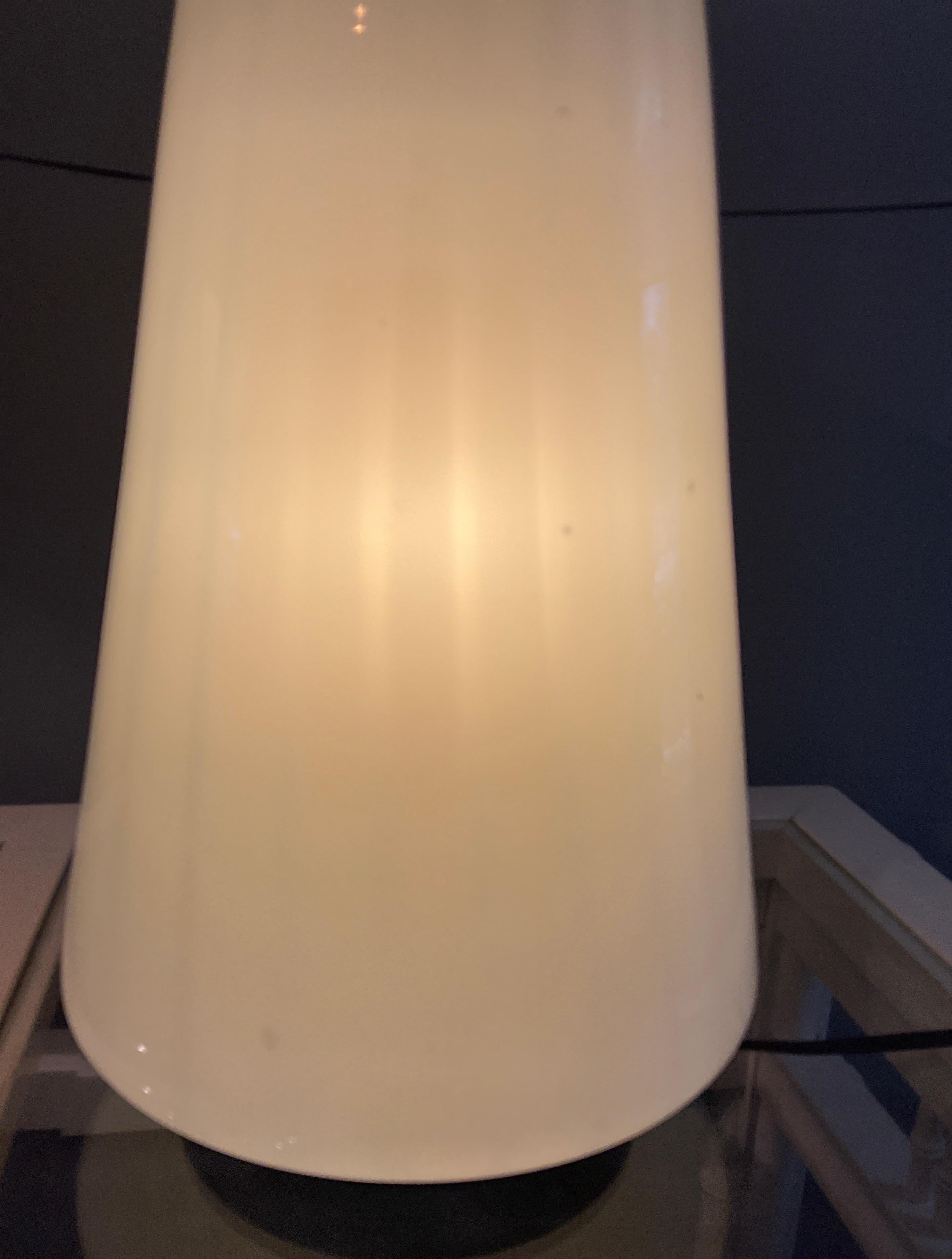 Vintage table lamp made of Murano glass 1970 For Sale 1