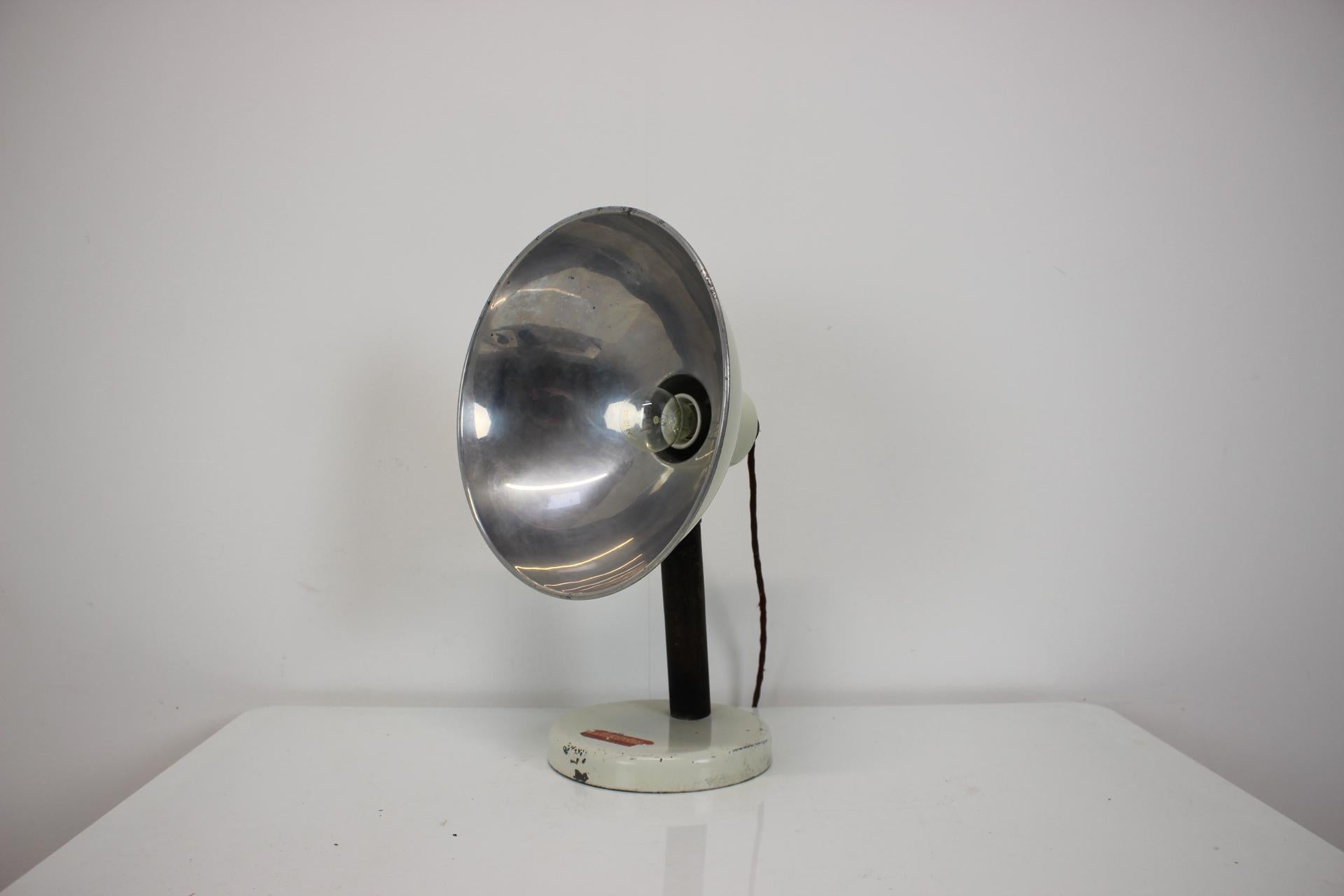 Lampada da tavolo vintage, lampada medica di Astralux, anni '60 in vendita 1