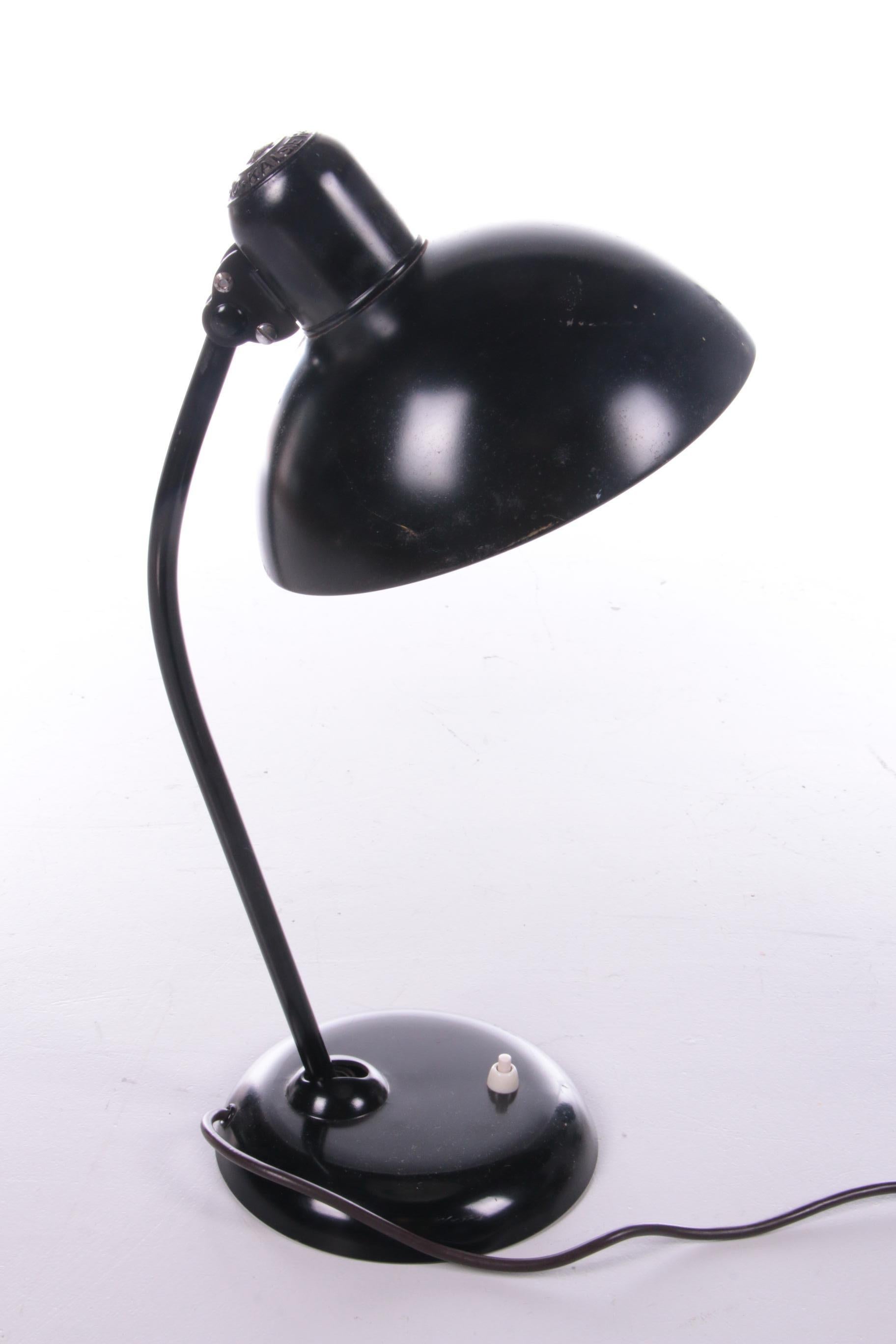 Lampe de bureau vintage modèle 6556 par Christian Dell, fabriquée par Kaiser en vente 2