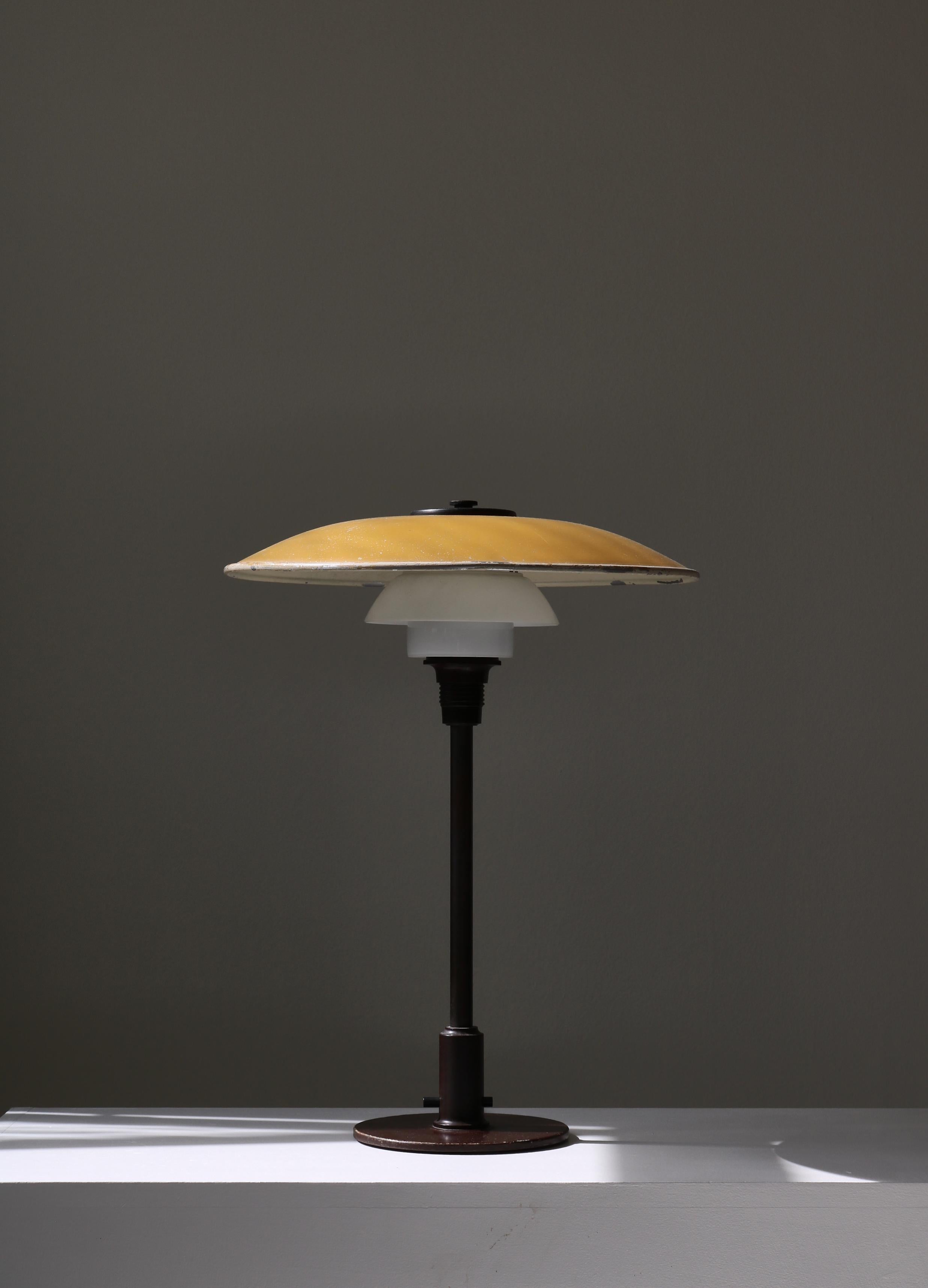 Stunning original production PH-table lamp model 