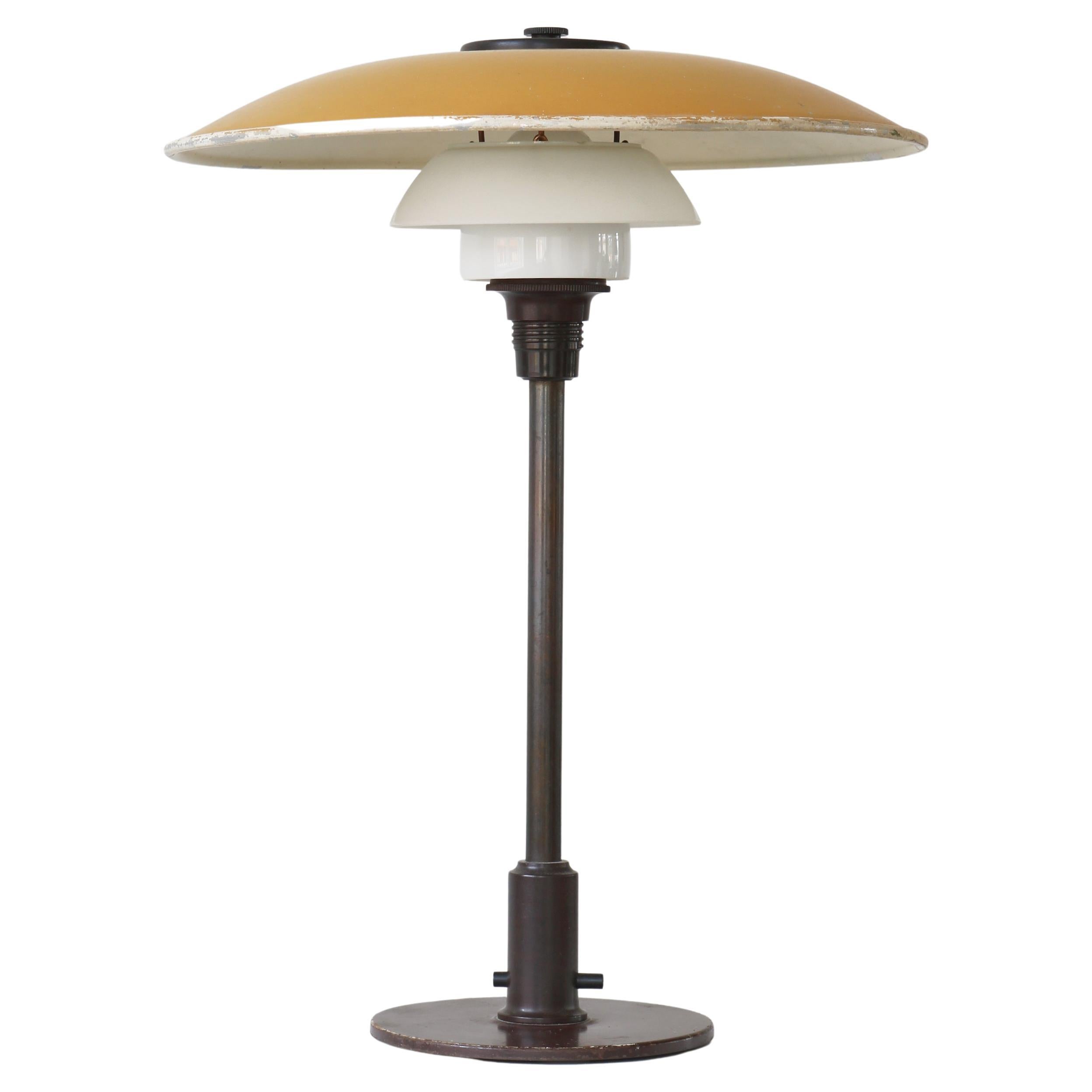 Ph 3 2 Table Lamp